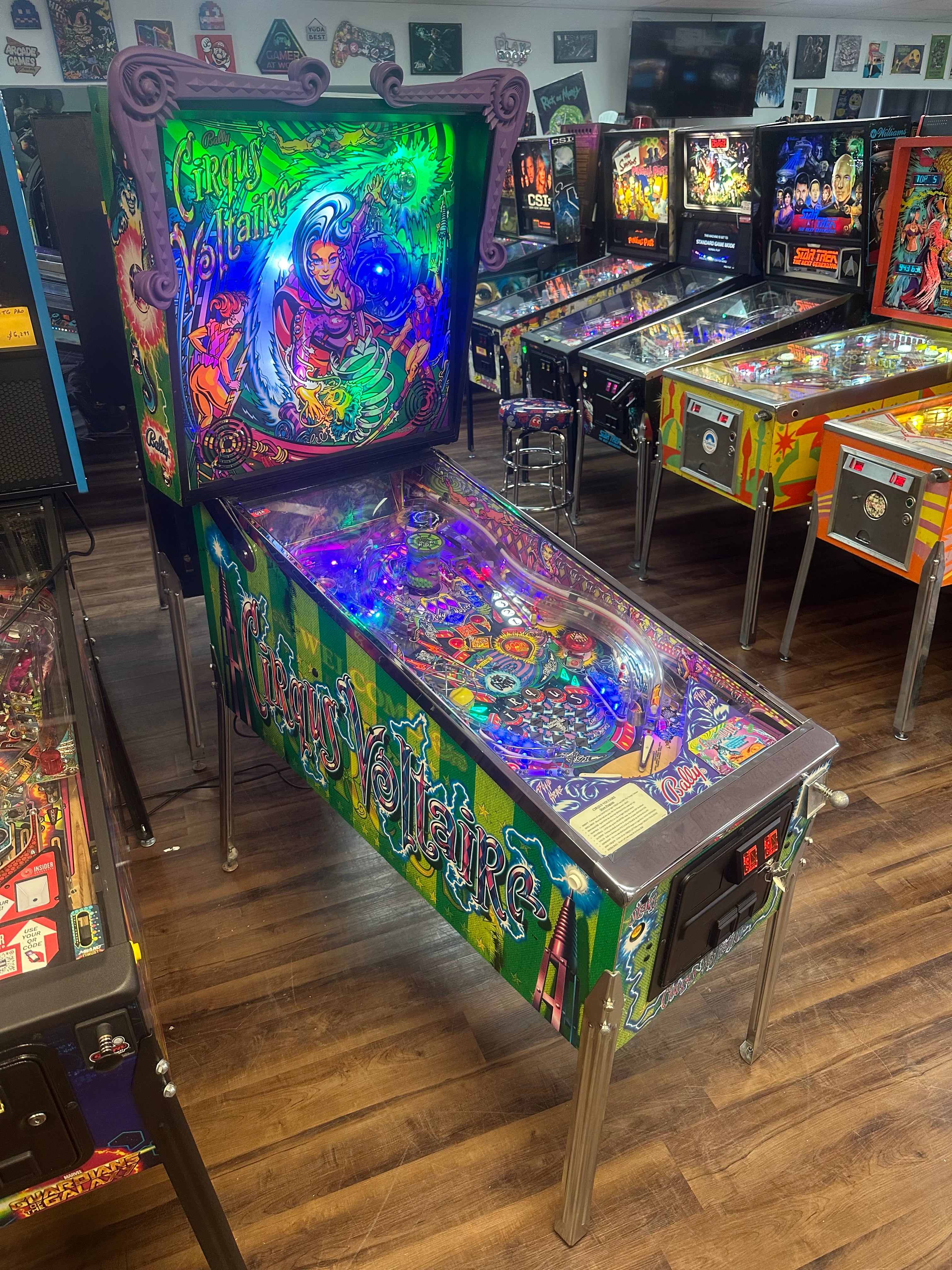 Bally Cirqus Voltaire Pinball Machine
