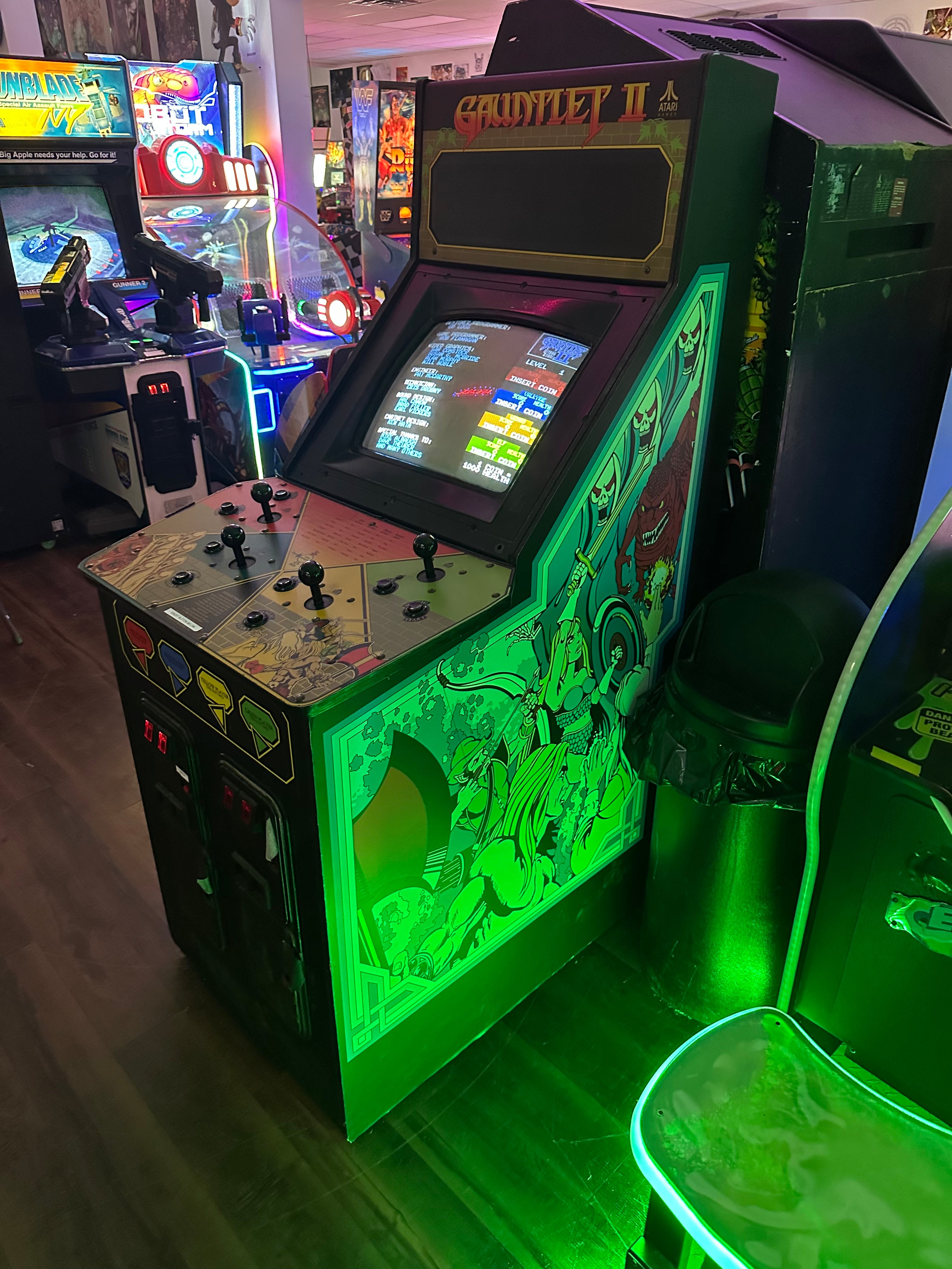 Atari Gauntlet II Arcade Game