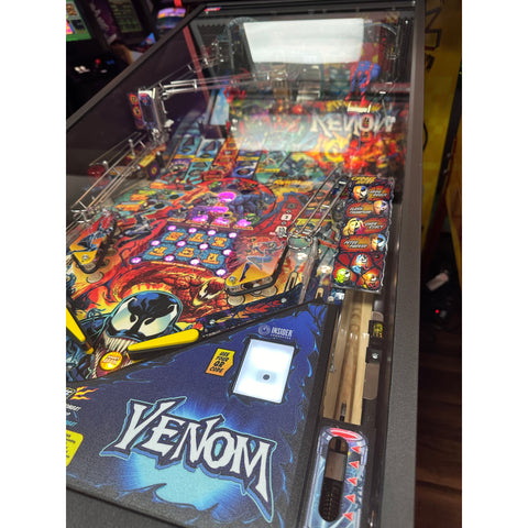 Image of Stern Pinball Venom Premium Pinball Machine FREE SHIPPING