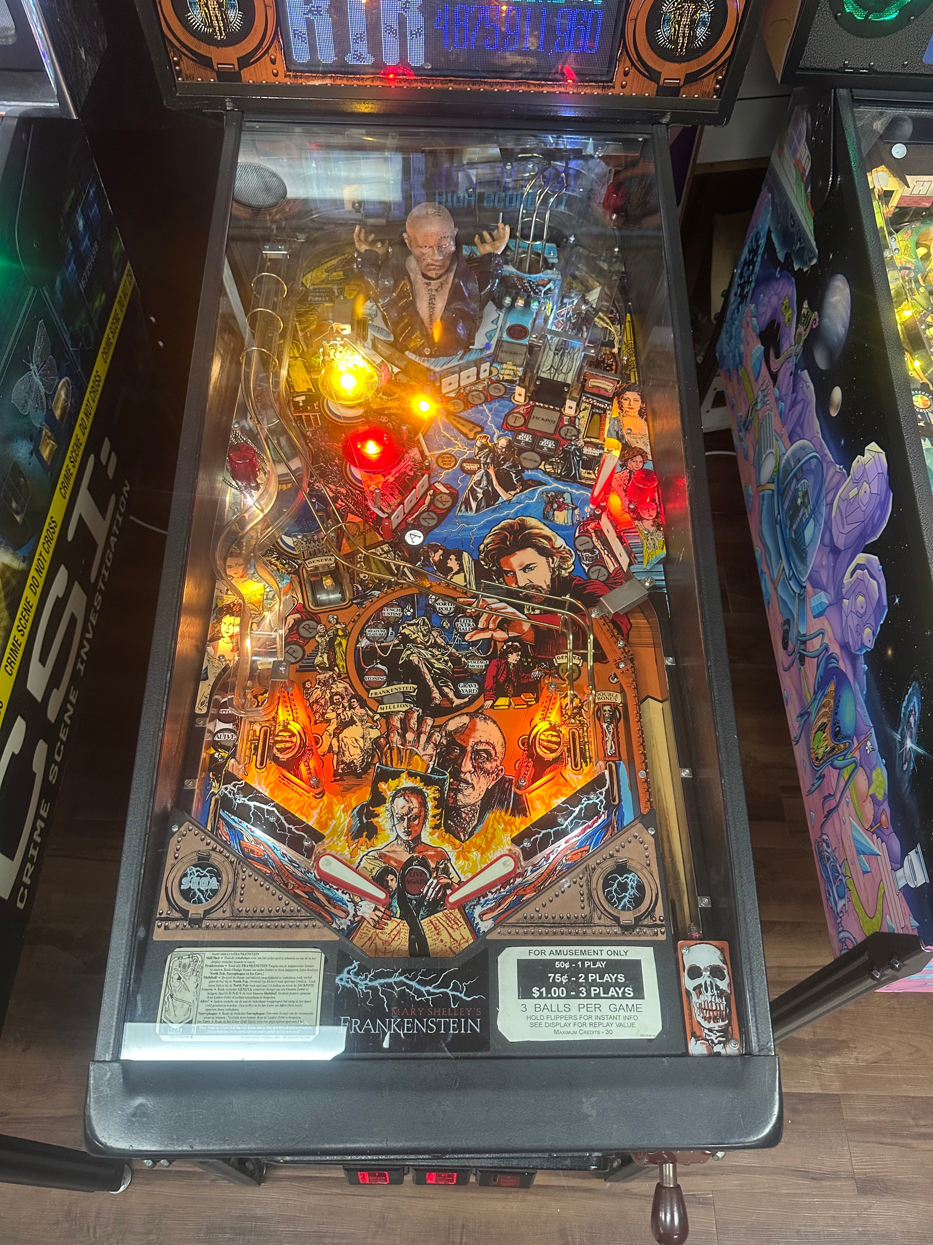 SEGA Mary Shelley's Frankenstein Pinball Machine