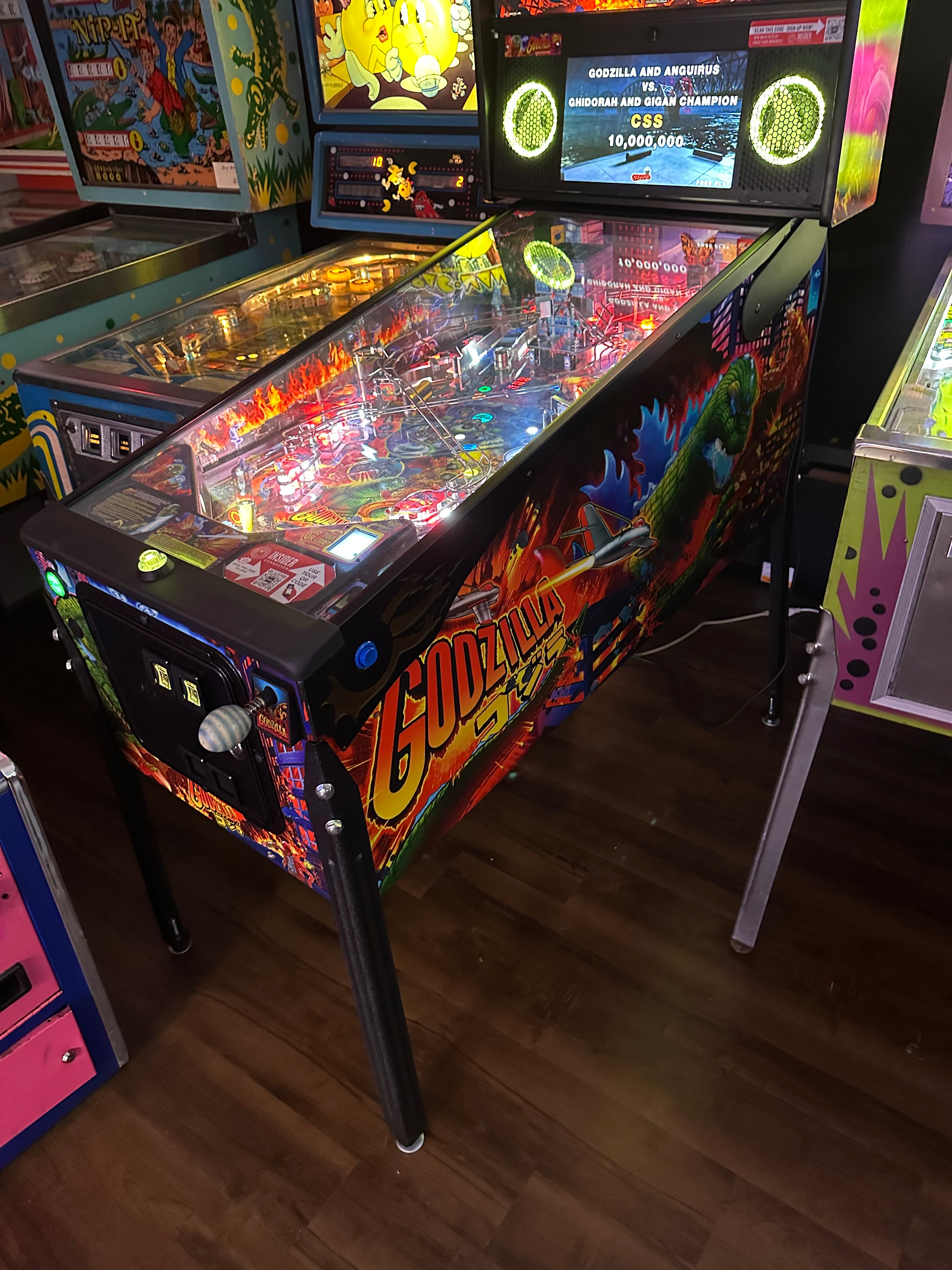 Stern Pinball LOADED Godzilla Pro Pinball Machine with Stern Topper