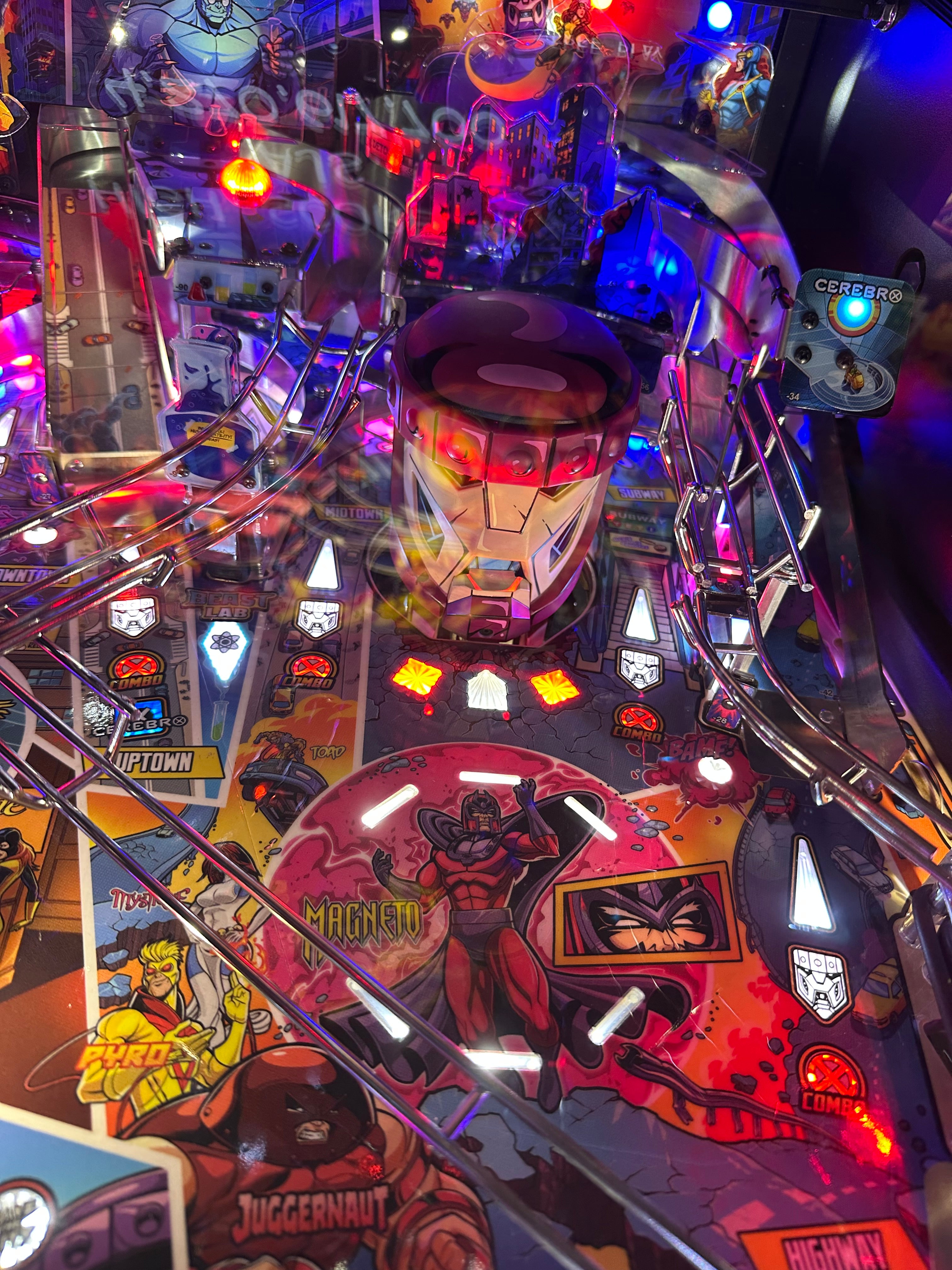 Stern Pinball The Uncanny X-Men Pro Pinball Machine