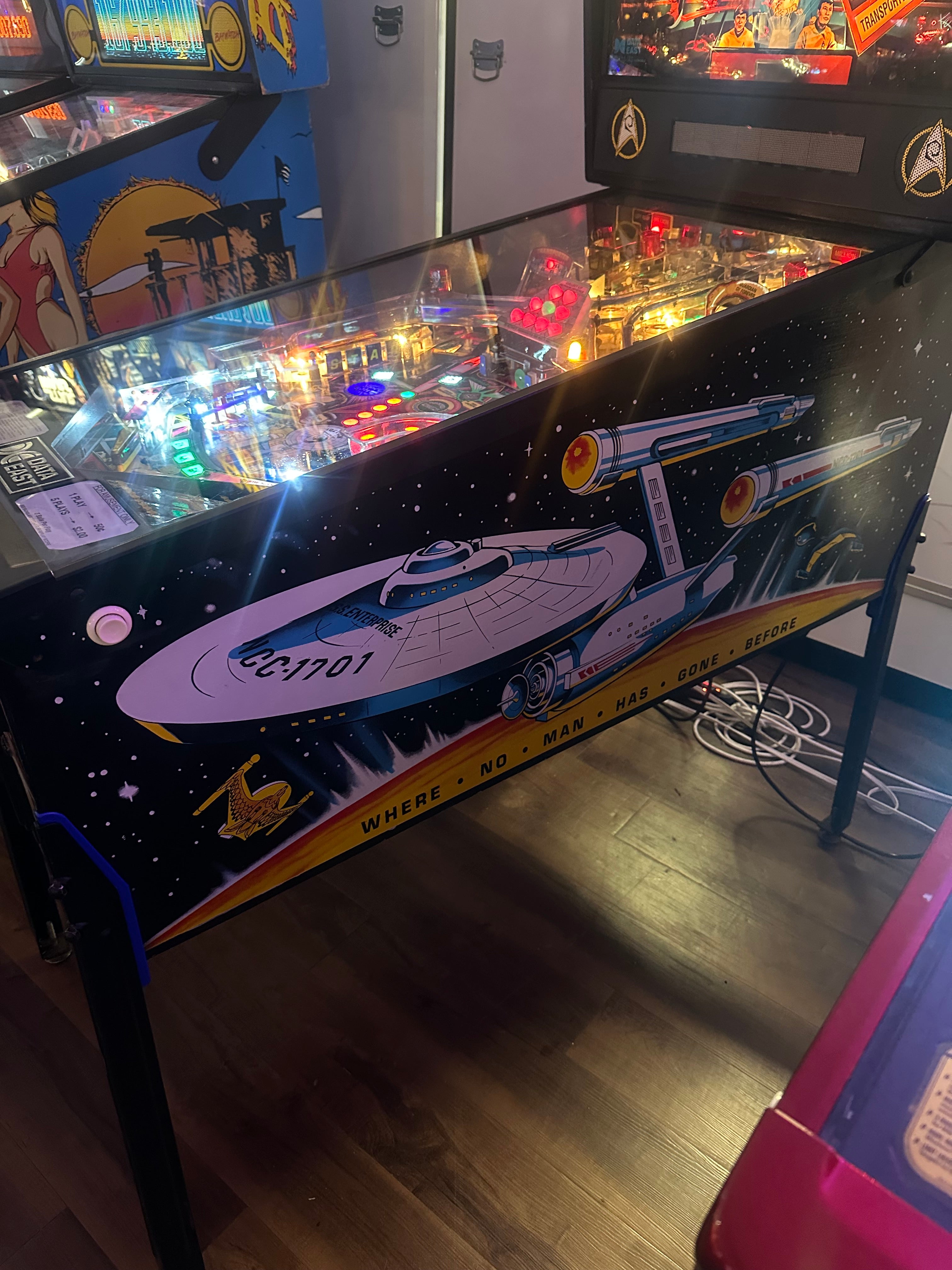 Data East Star Trek Pinball Machine