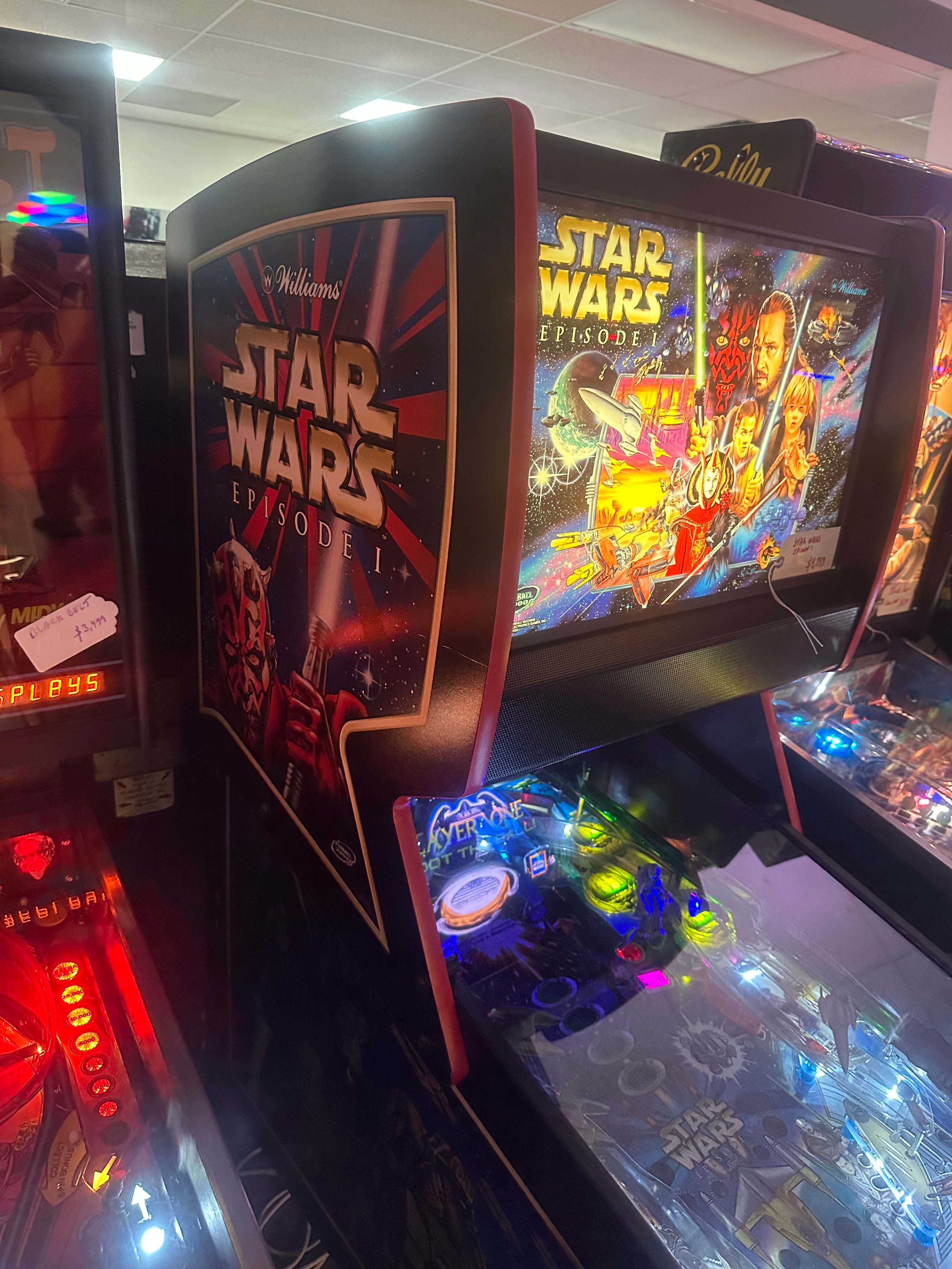 Williams Star Wars Episode 1 Pinball Machine