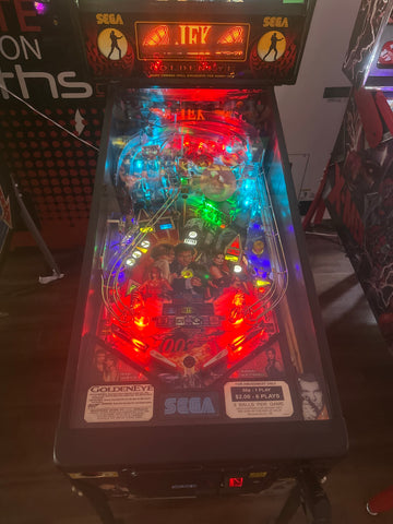 Image of SEGA Goldeneye Pinball Machine