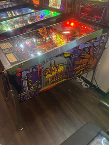 Gottlieb Freddy: A Nightmare on Elm Street Pinball Machine