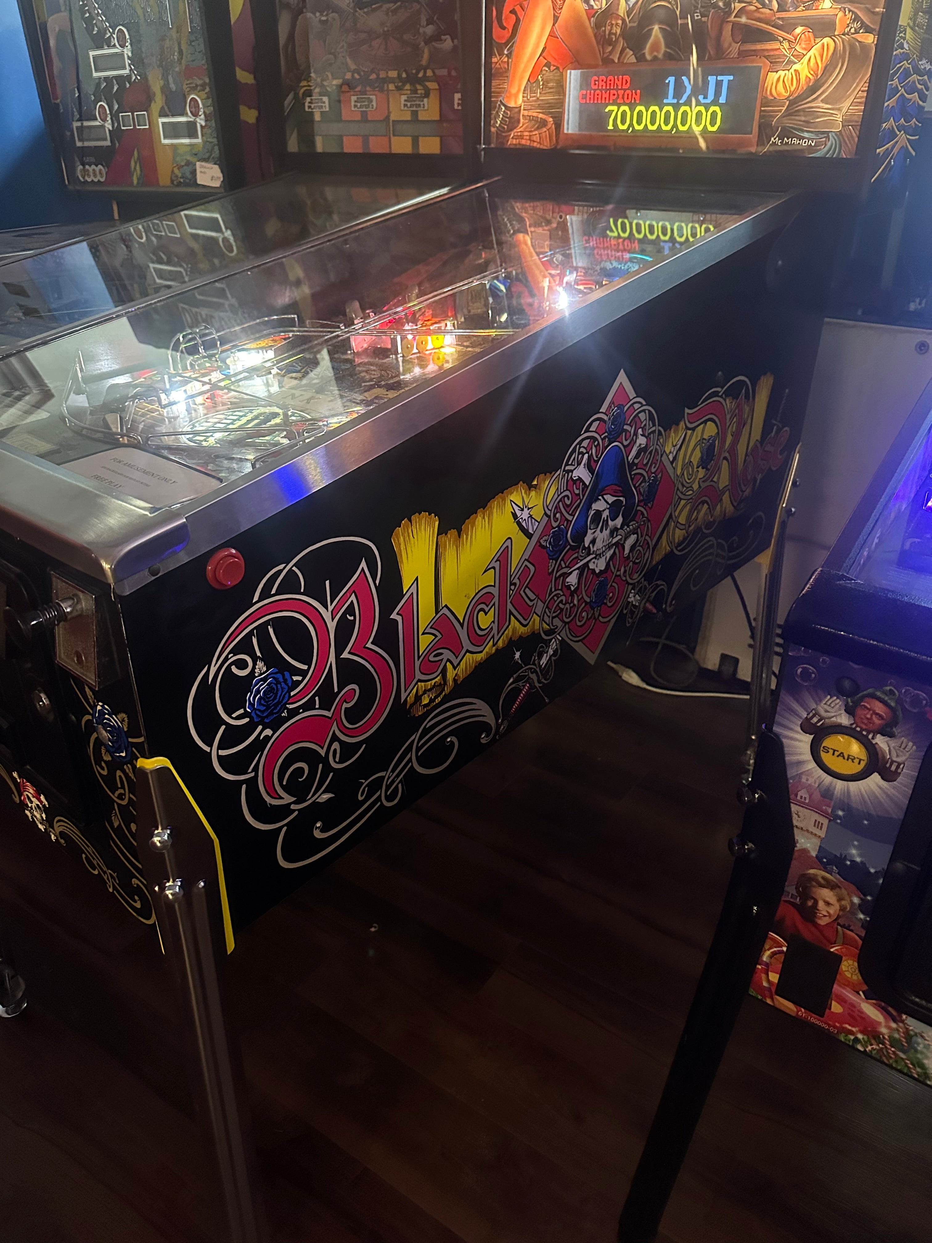 Bally Black Rose Pinball Machine