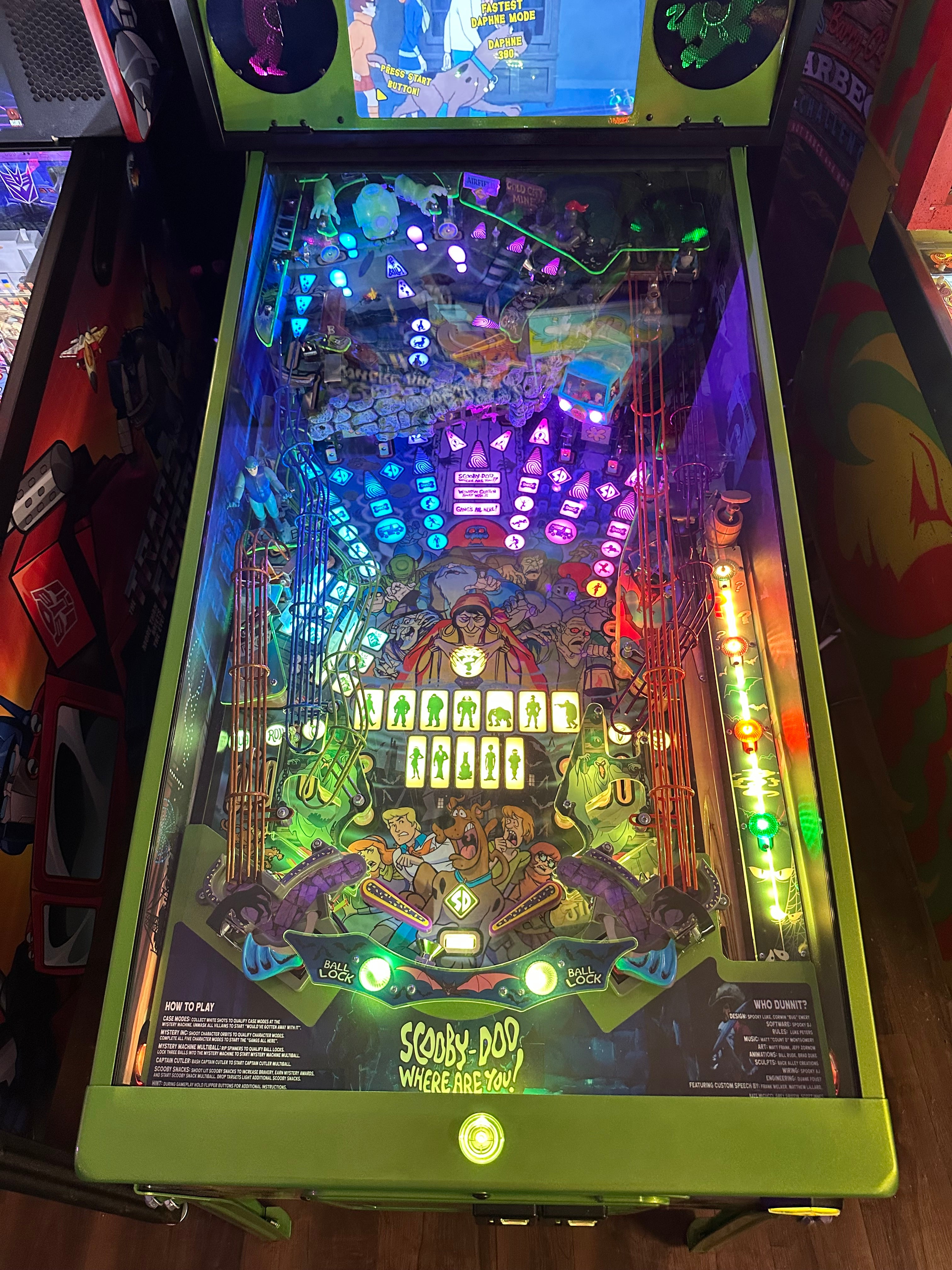 Spooky Pinball Scooby-Doo Collectors Edition Pinball Machine