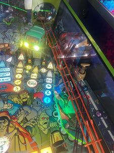 Spooky Pinball Scooby-Doo Collectors Edition Pinball Machine