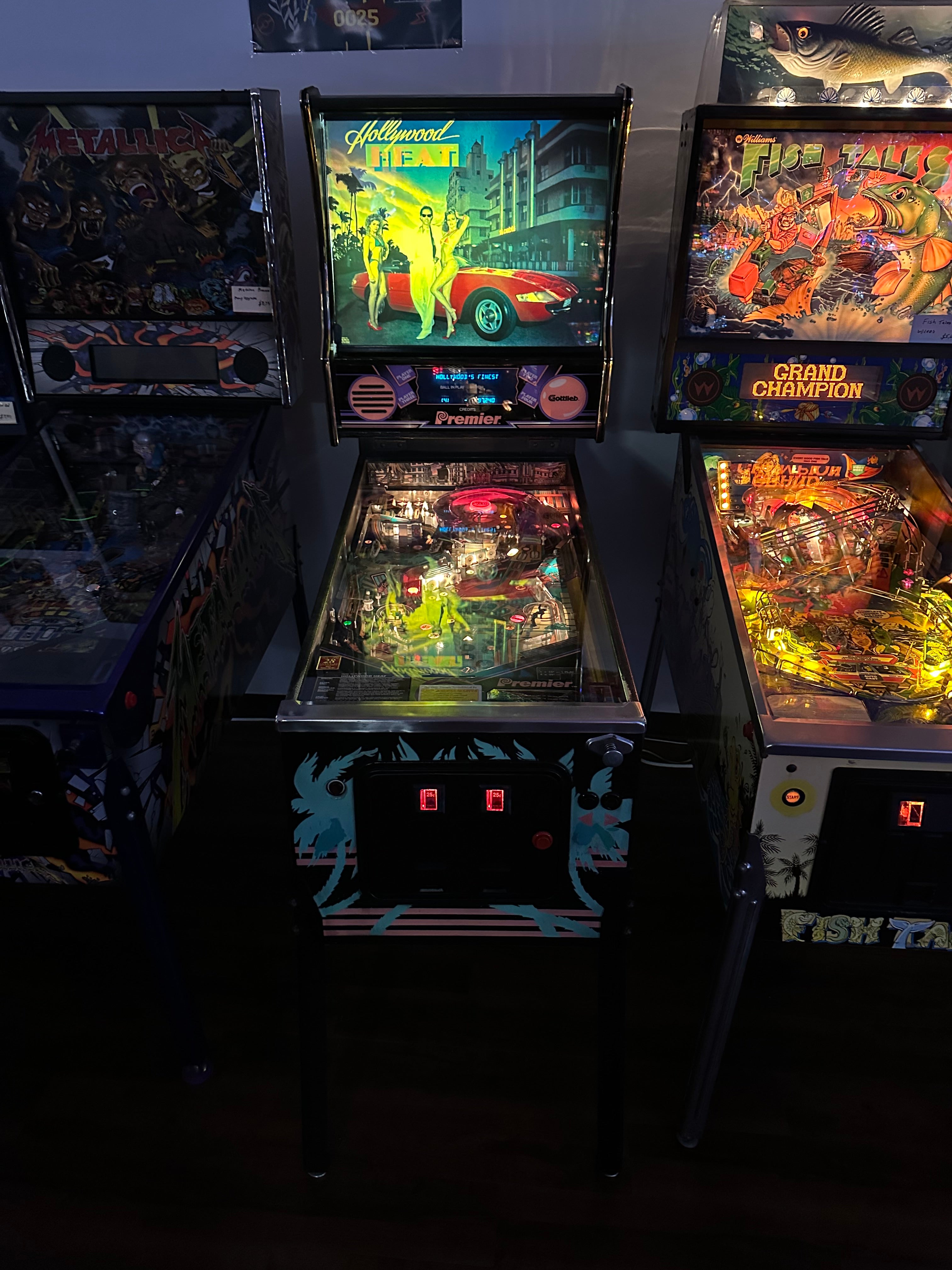 Gottlieb Hollywood Heat Pinball Machine
