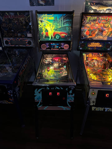 Image of Gottlieb Hollywood Heat Pinball Machine