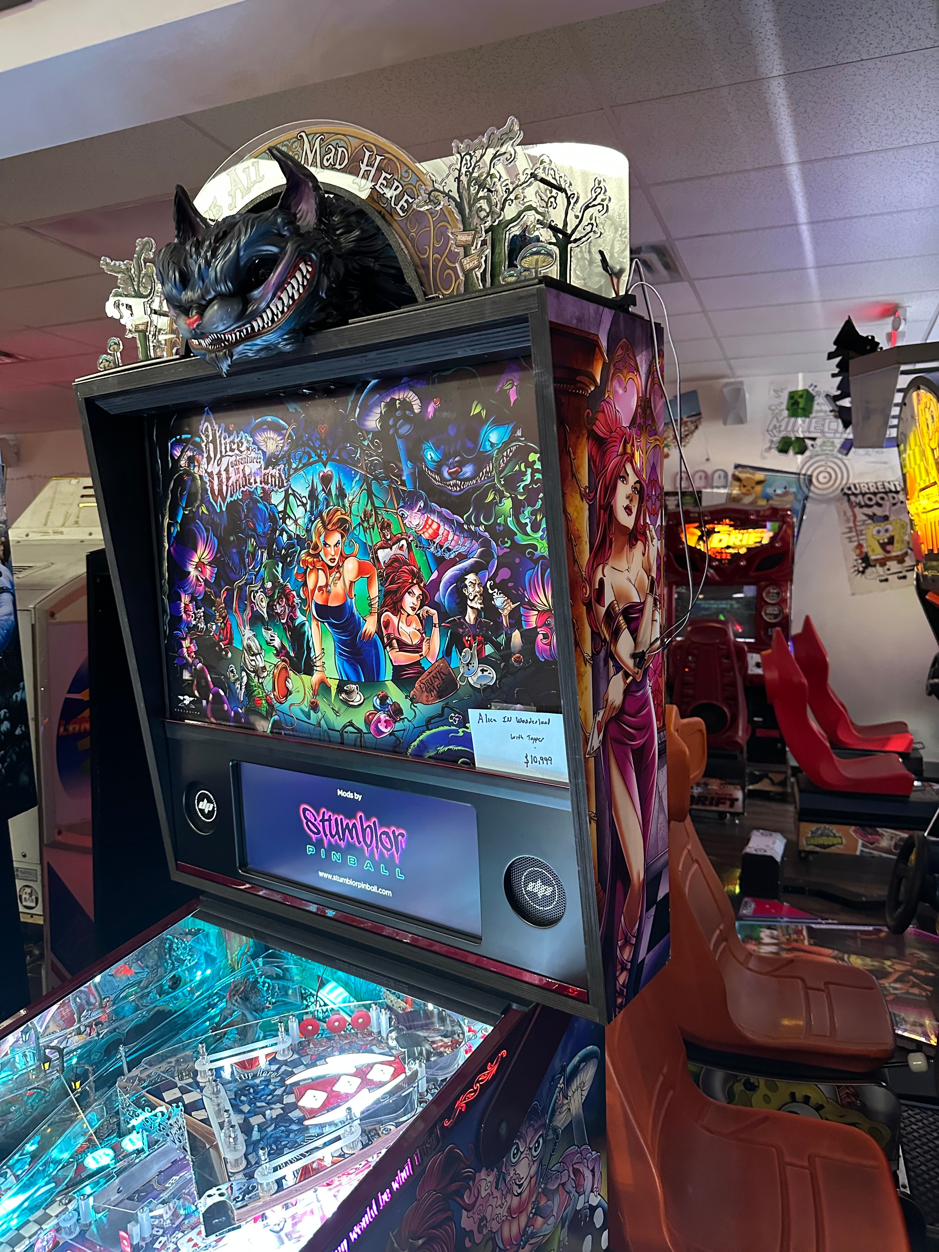 Dutch Pinball Alice's Adventures in Wonderland Pinball Machine with Topper