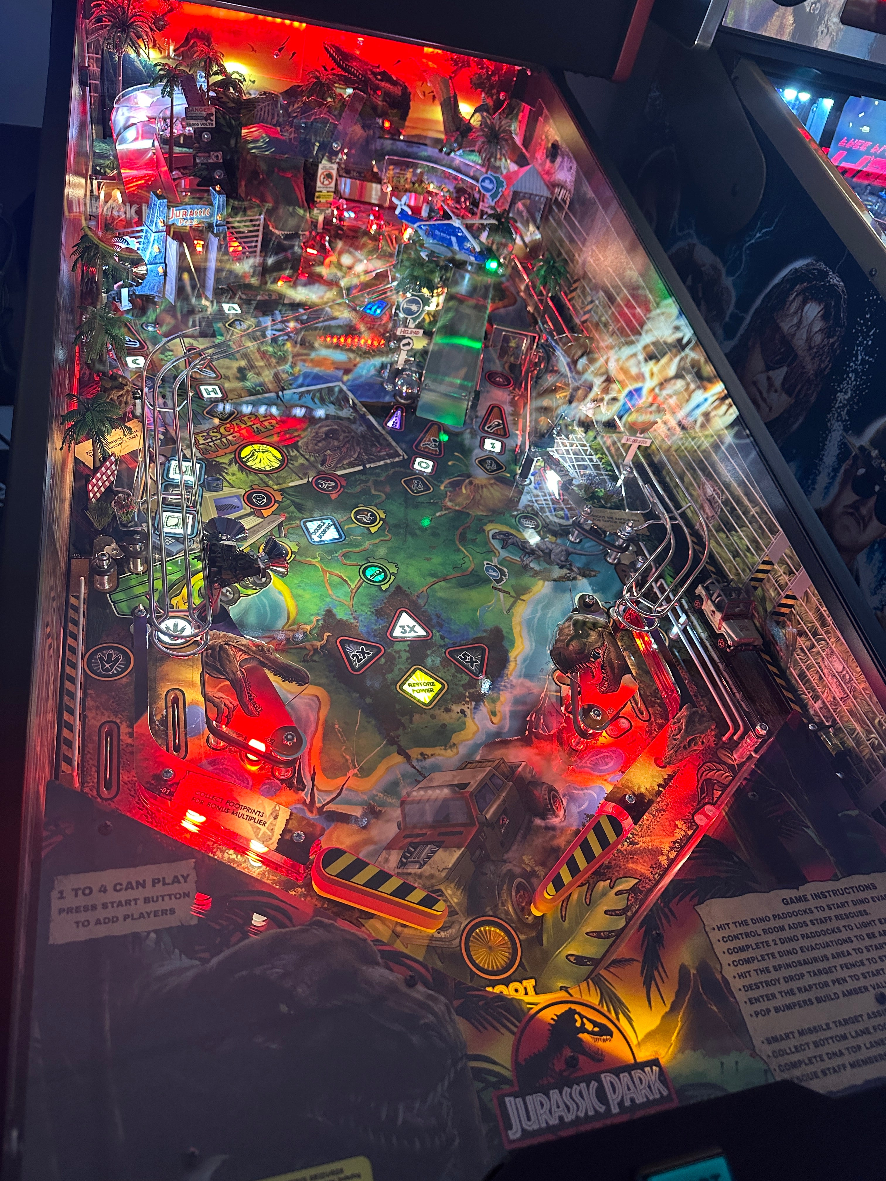 Stern Pinball LOADED Jurassic Park Home Pinball Machine