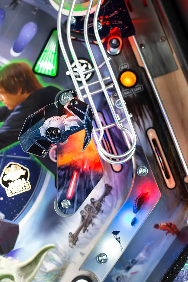 Stern Pinball Star Wars: Fall of the Empire Pro Pinball Machine FREE SHIPPING