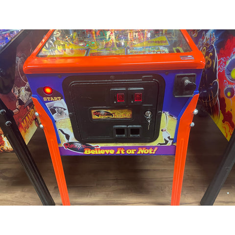 Image of Stern Pinball Ripley’s Believe It or Not! Pinball Machine