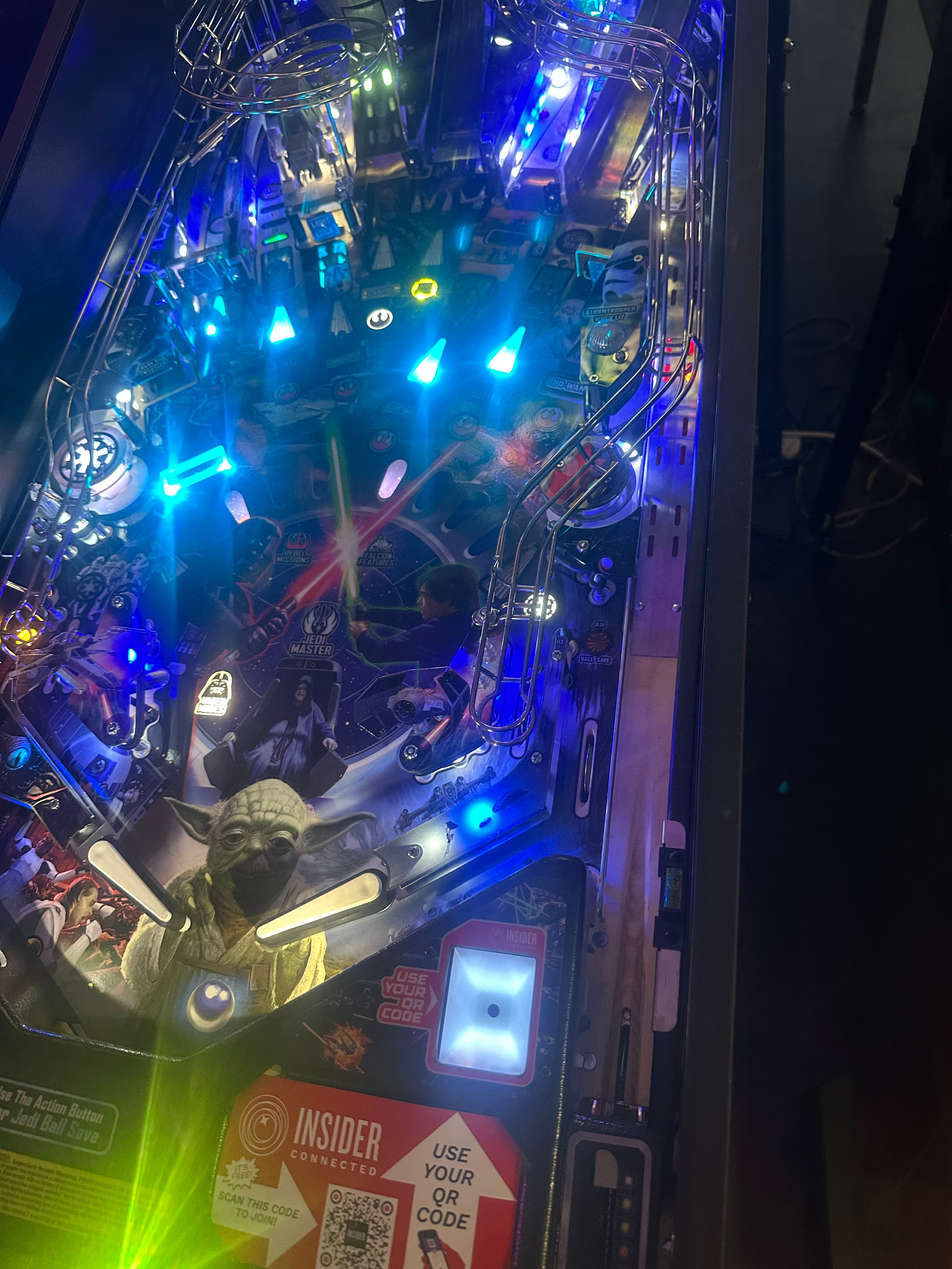 Stern Pinball Star Wars: Fall of the Empire Pro Pinball Machine