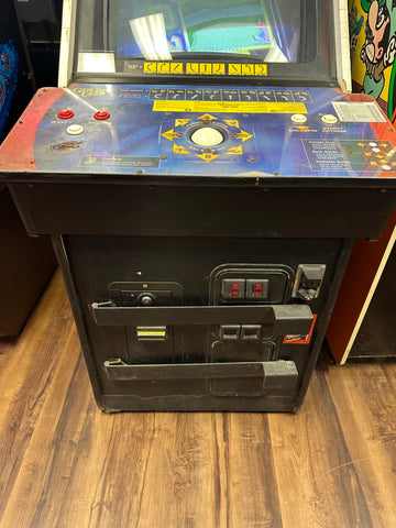 Image of Incredible Technologies Golden Tee Fore Complete Arcade Game