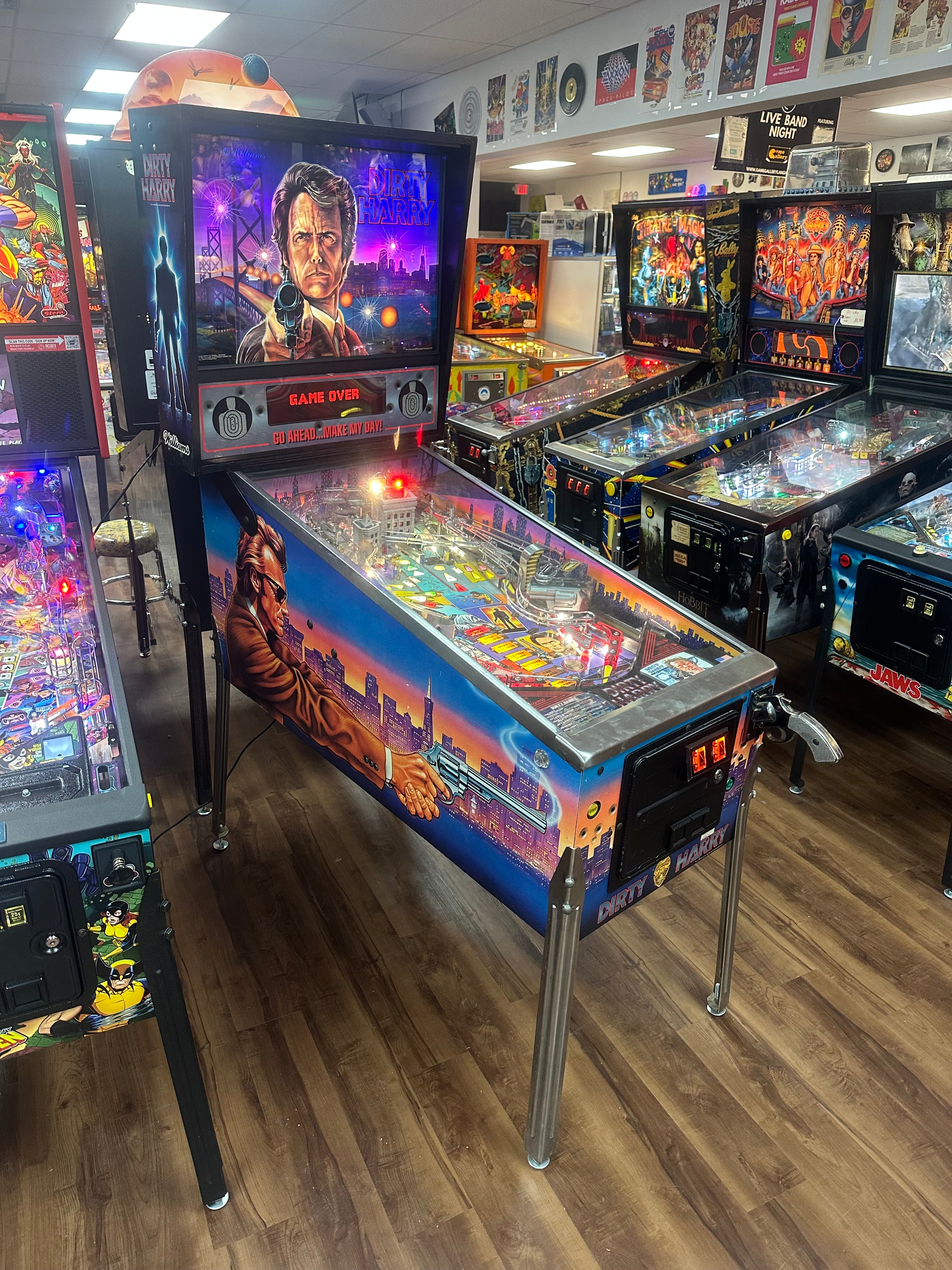 Williams Dirty Harry Pinball Machine