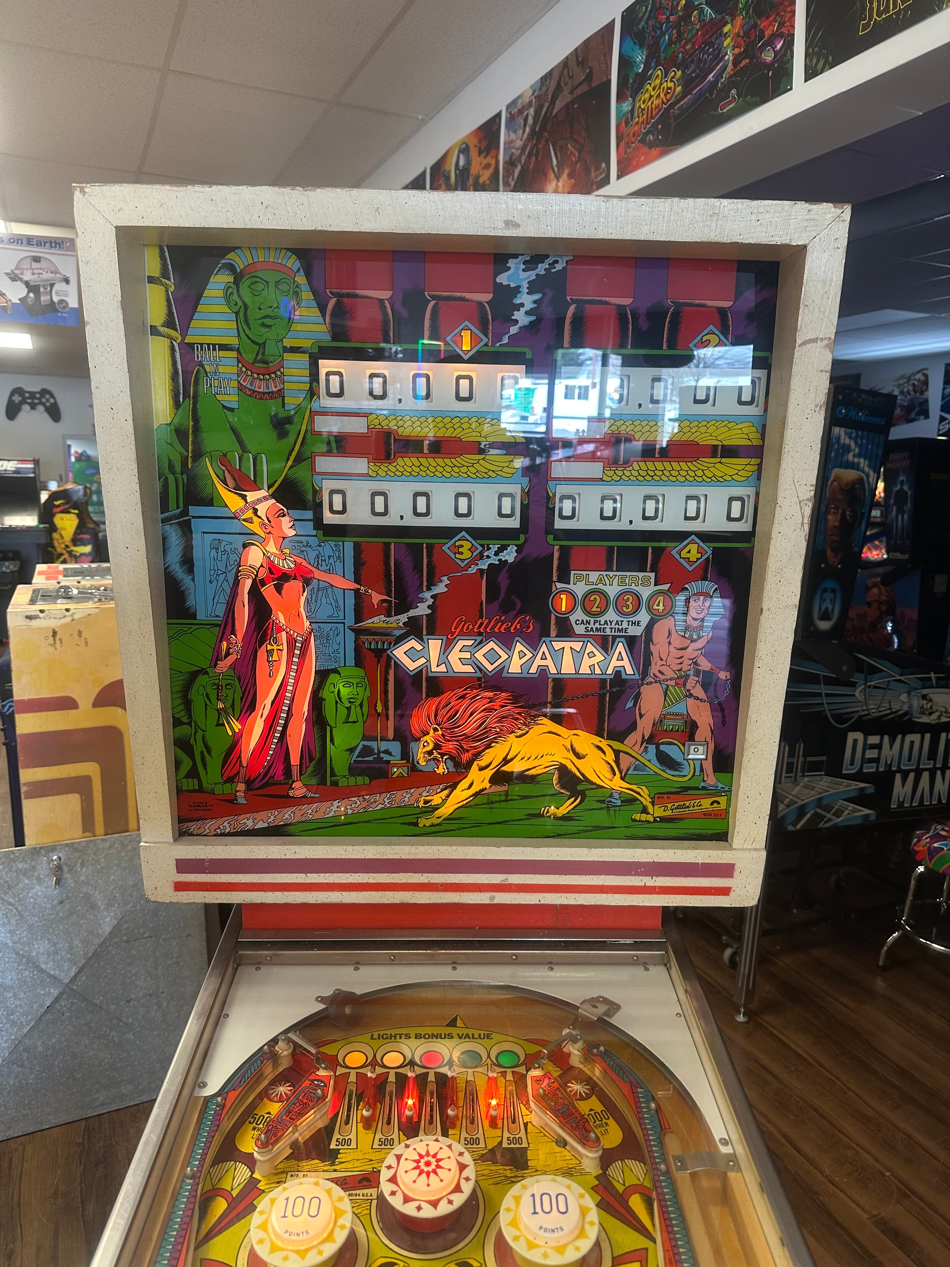 Gottlieb Cleopatra Pinball Machine