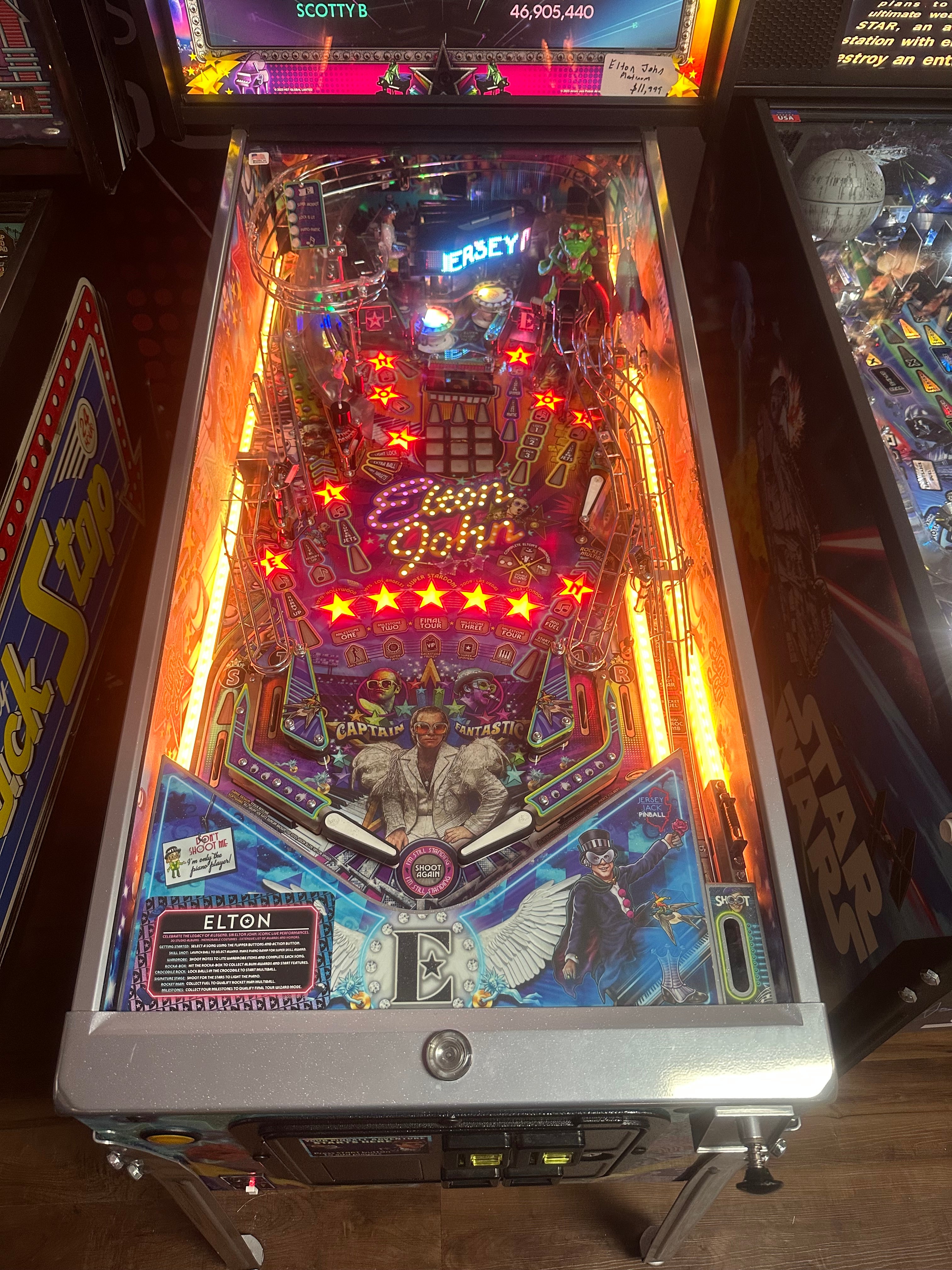 JJP Elton John Platinum Edition Pinball Machine