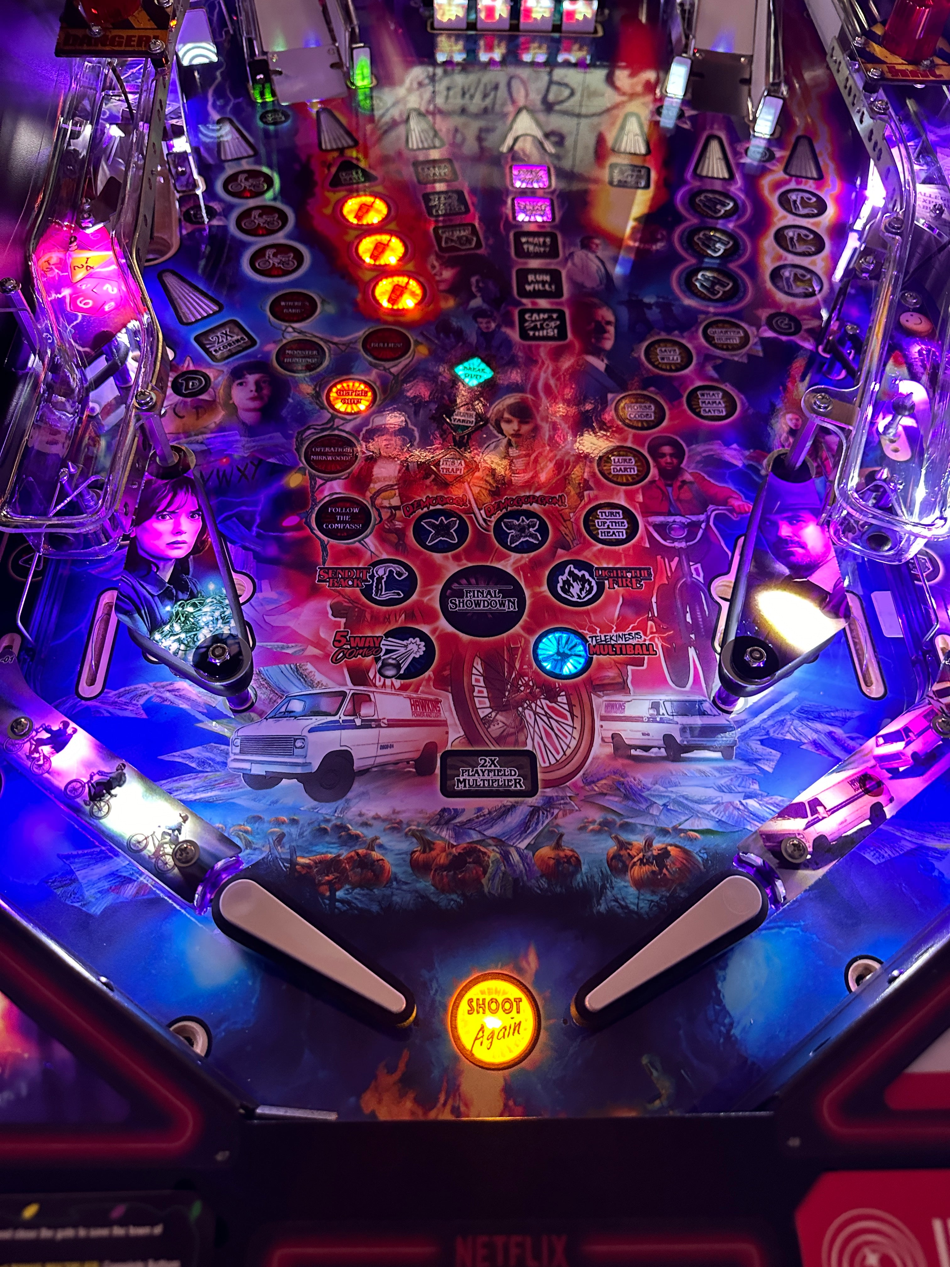 Stern Pinball Stranger Things Premium Pinball Machine