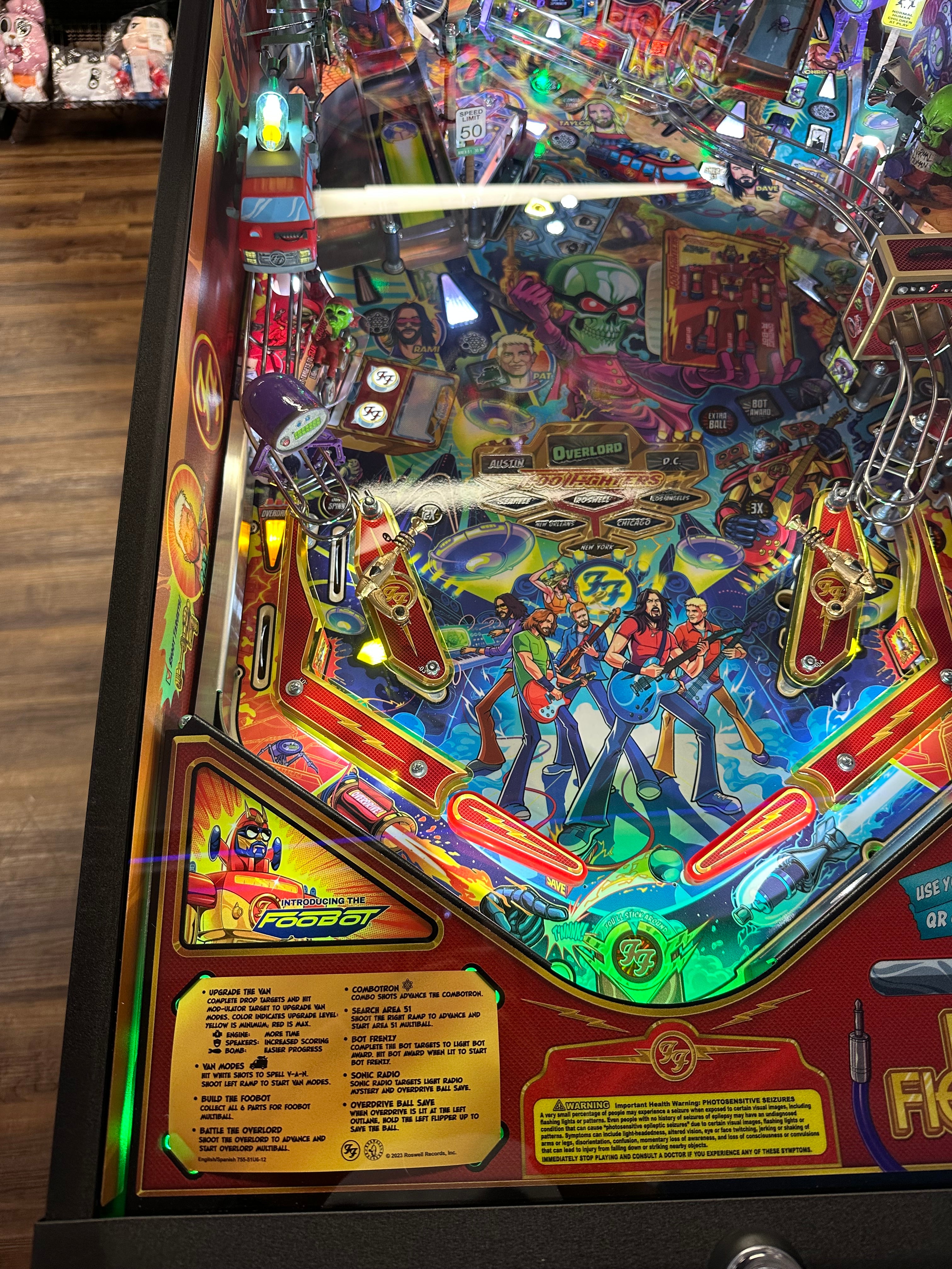 Stern Pinball LOADED Foo Fighters Premium Pinball Machine