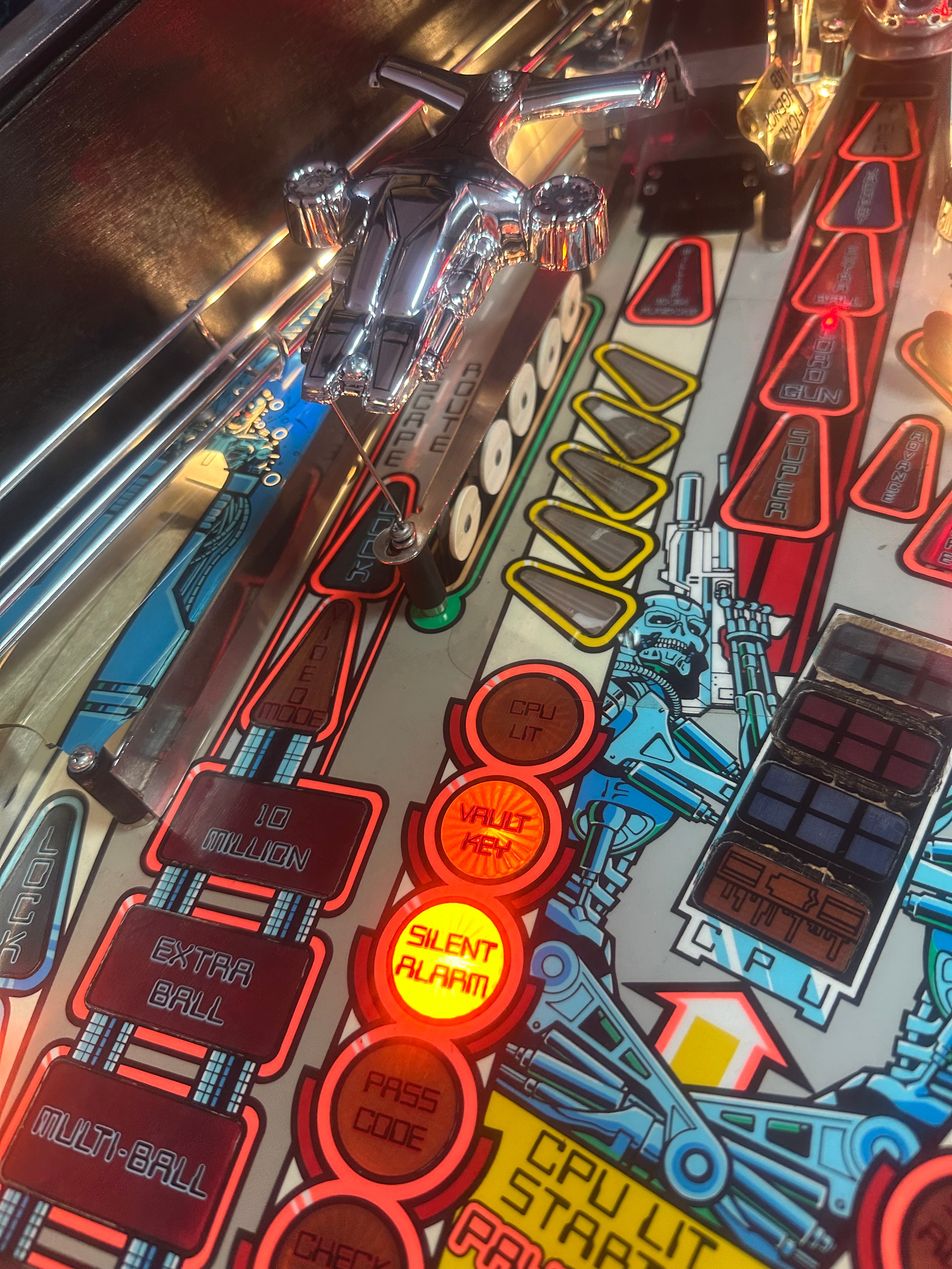 Williams Terminator 2: Judgement Day Pinball Machine