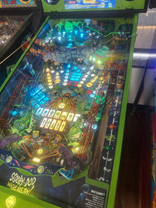 Spooky Pinball Scooby-Doo Collectors Edition Pinball Machine