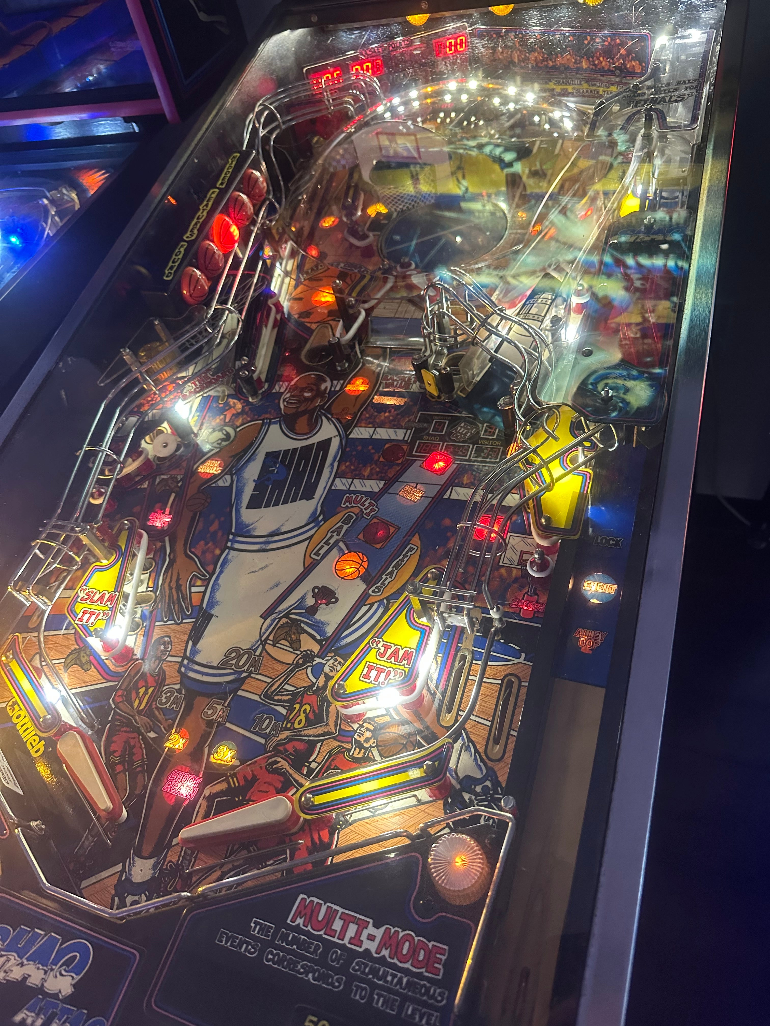 Gottlieb Shaq Attaq Pinball Machine