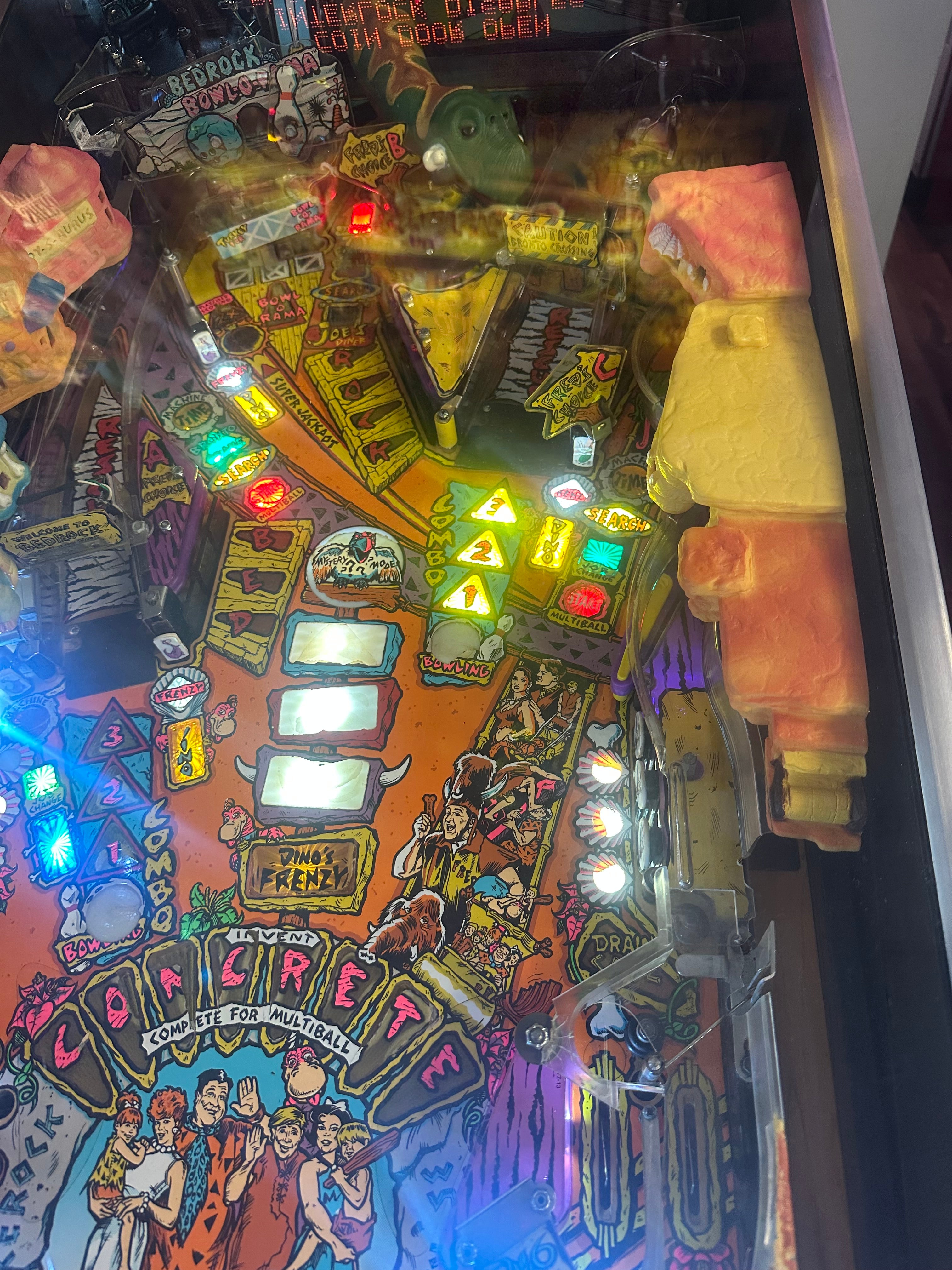 Williams The Flintstones Pinball Machine