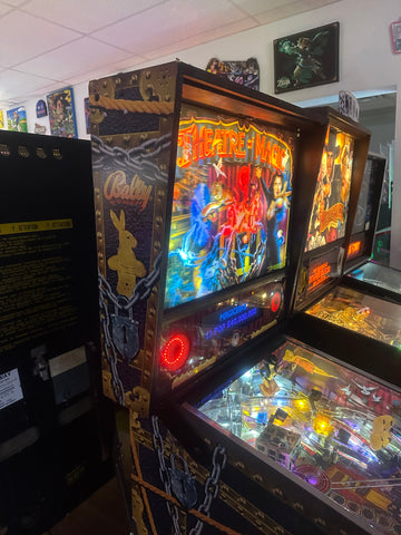 Image of Bally Theatre of Magic Pinball Machine