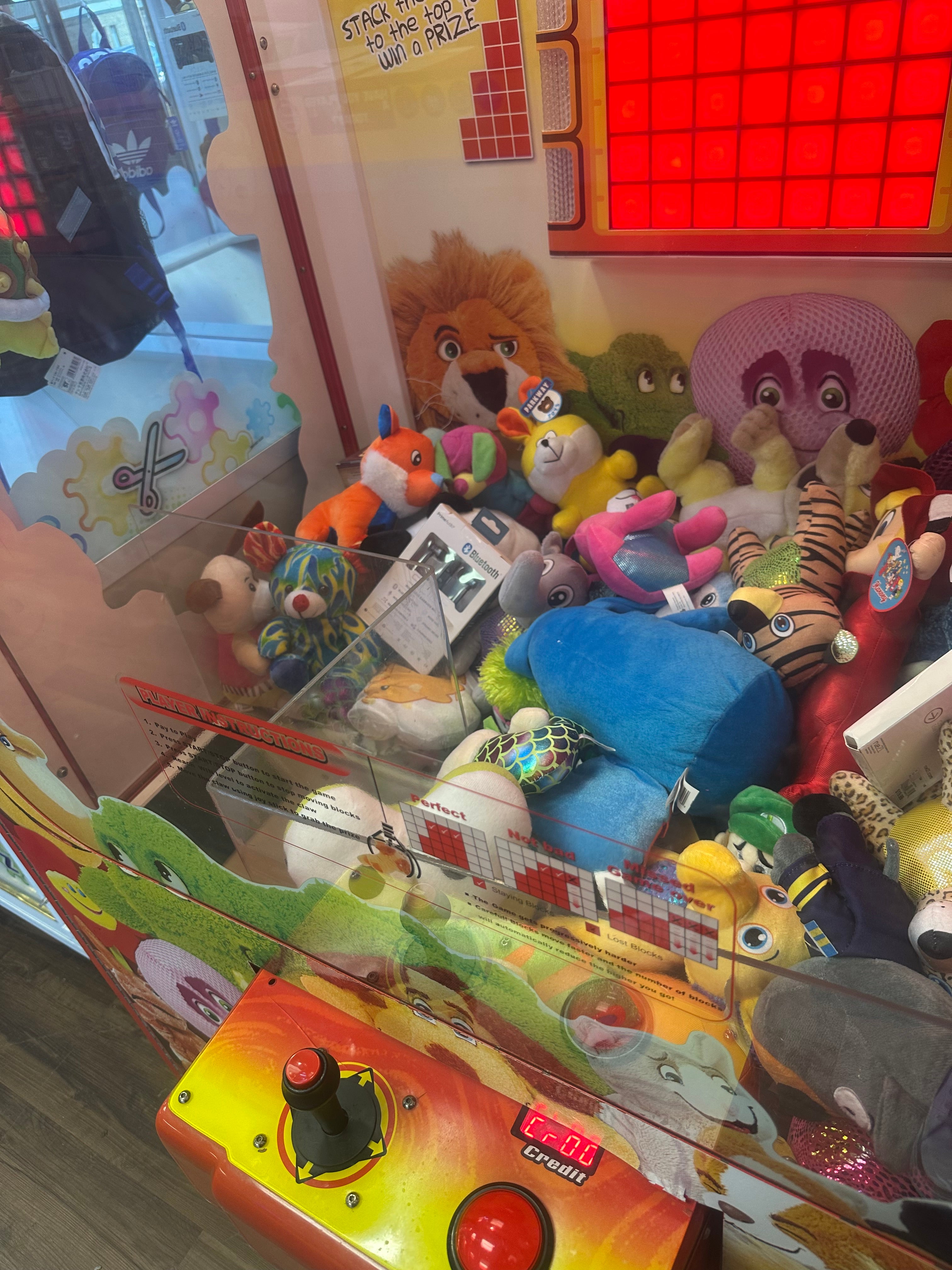 Stack 'N' Grab Claw Machine