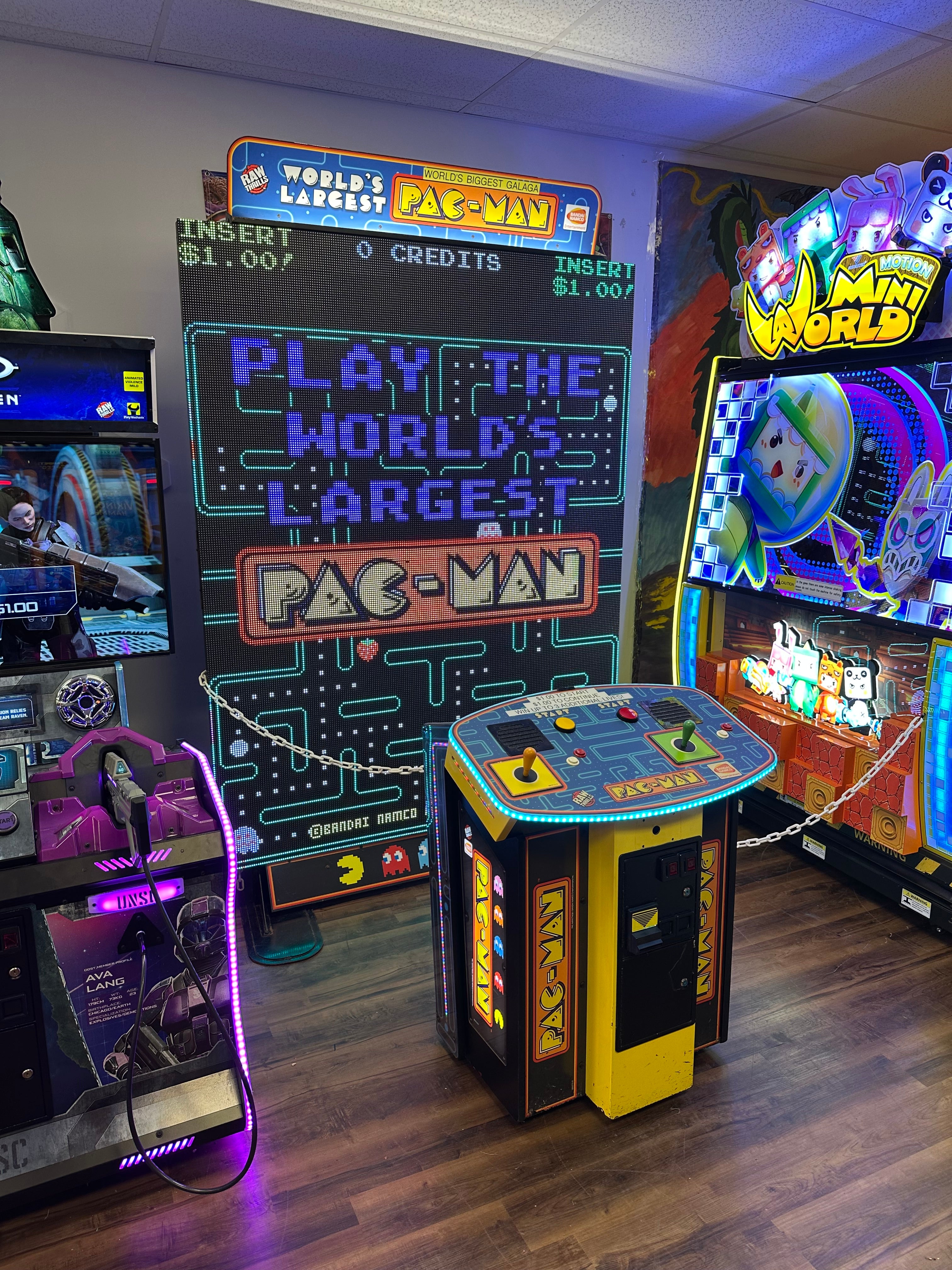 Bandai Namco World’s Largest Pac-Man & Galaga Arcade Game
