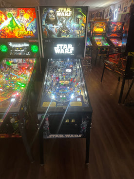 Stern Pinball Star Wars Premium Pinball Machine