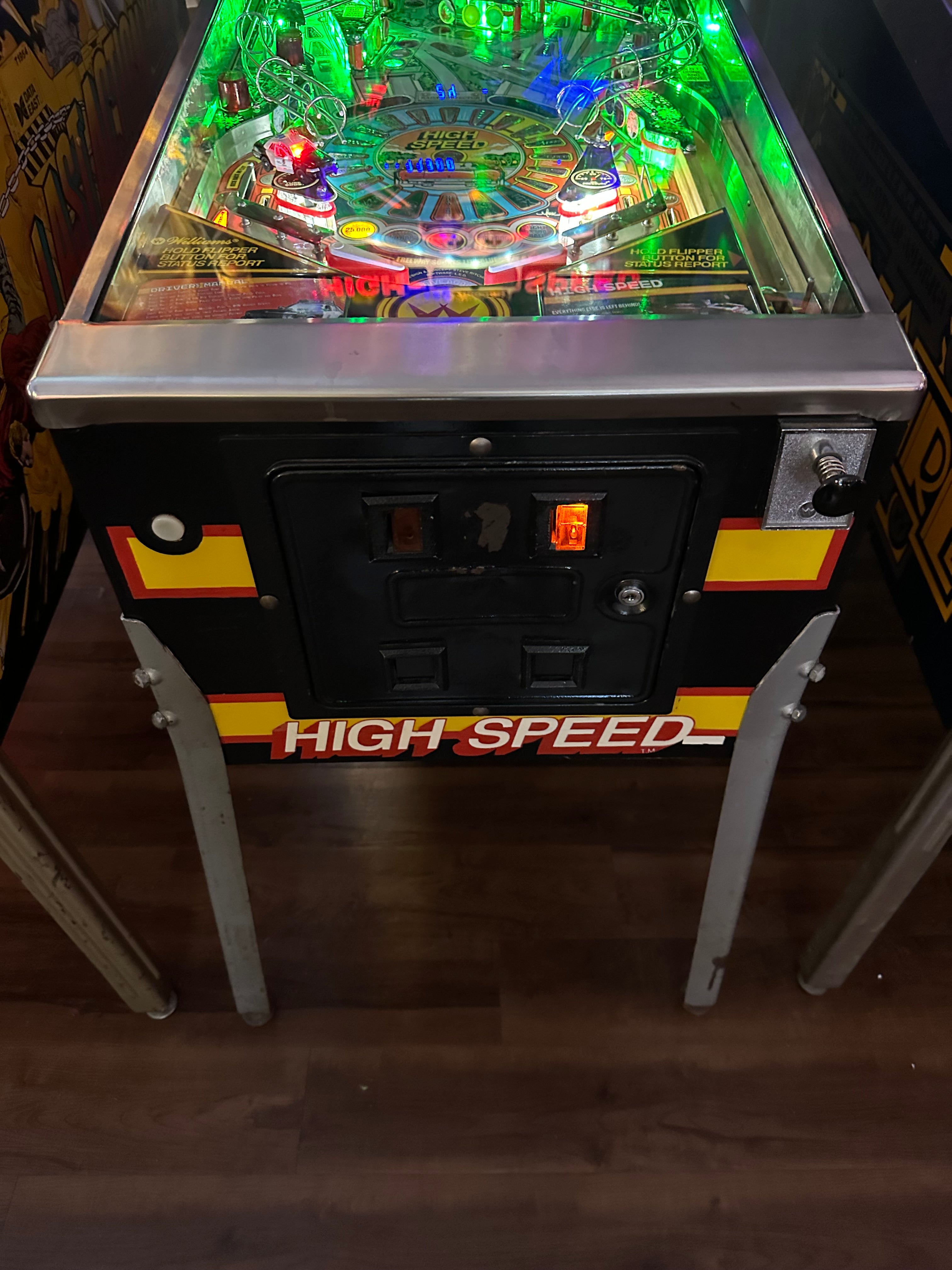 Williams High Speed Pinball Machine