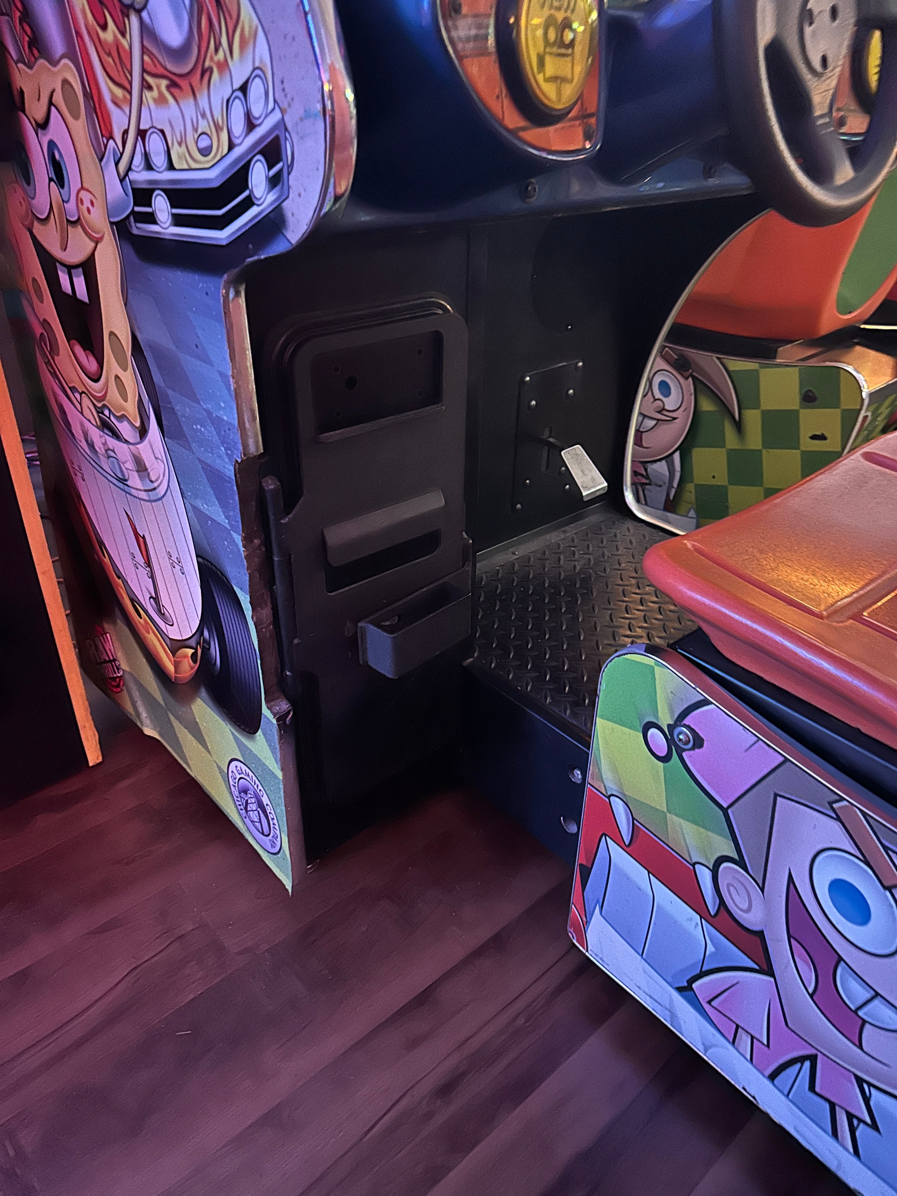 Chicago Gaming Company Nicktoons Racing Arcade Game