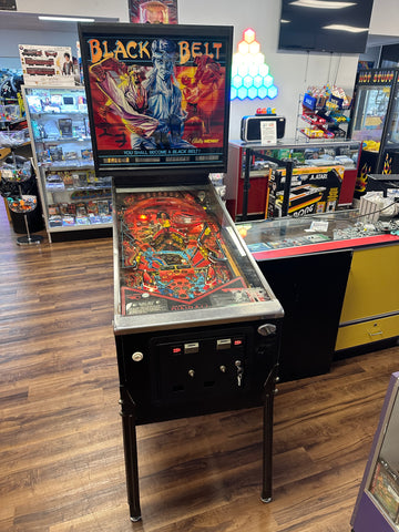 Image of Bally Black Belt Pinball Machine