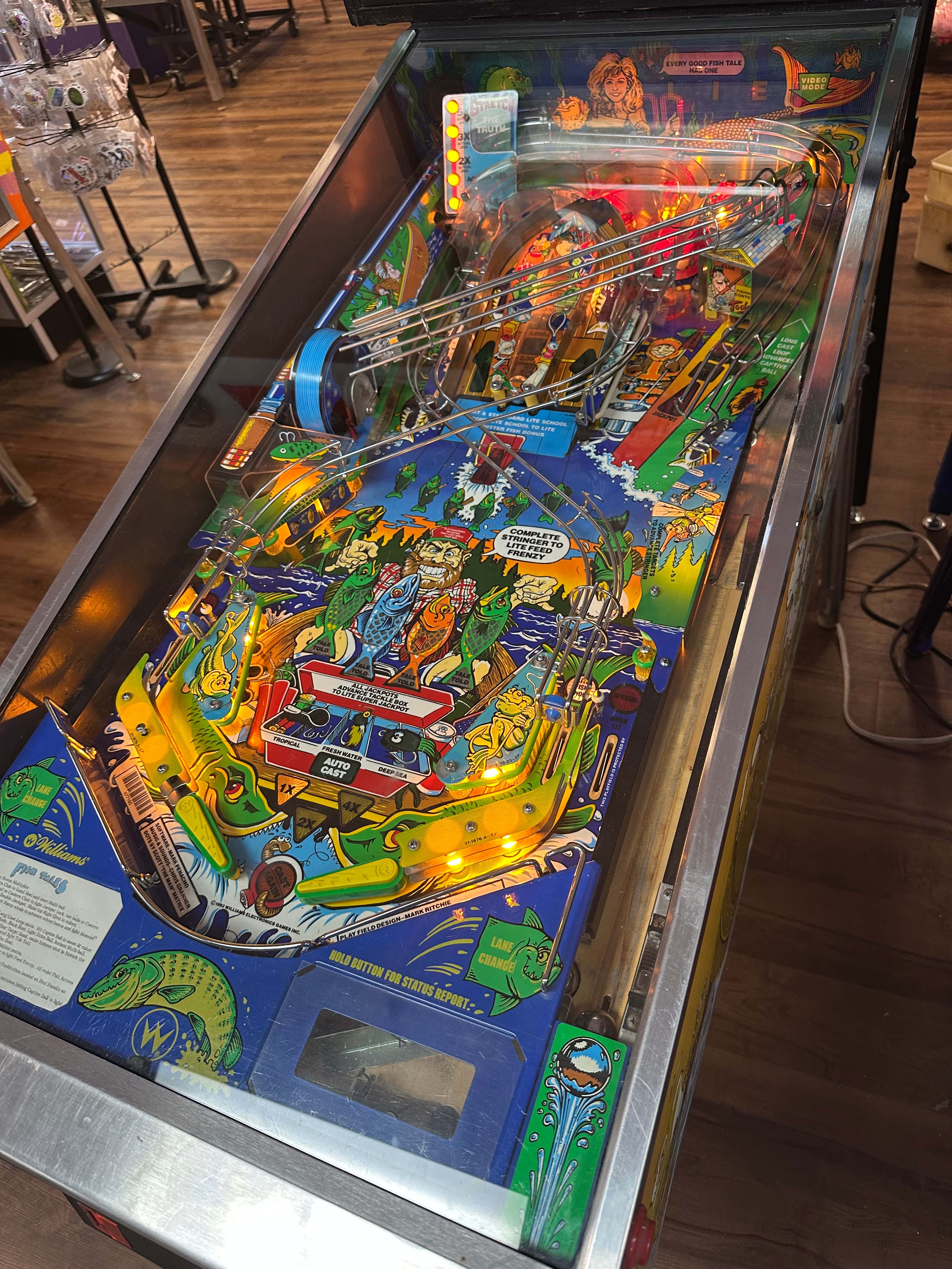 Williams Fish Tales Pinball Machine