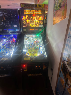 Stern Pinball Pirates of the Caribbean Pinball Machine