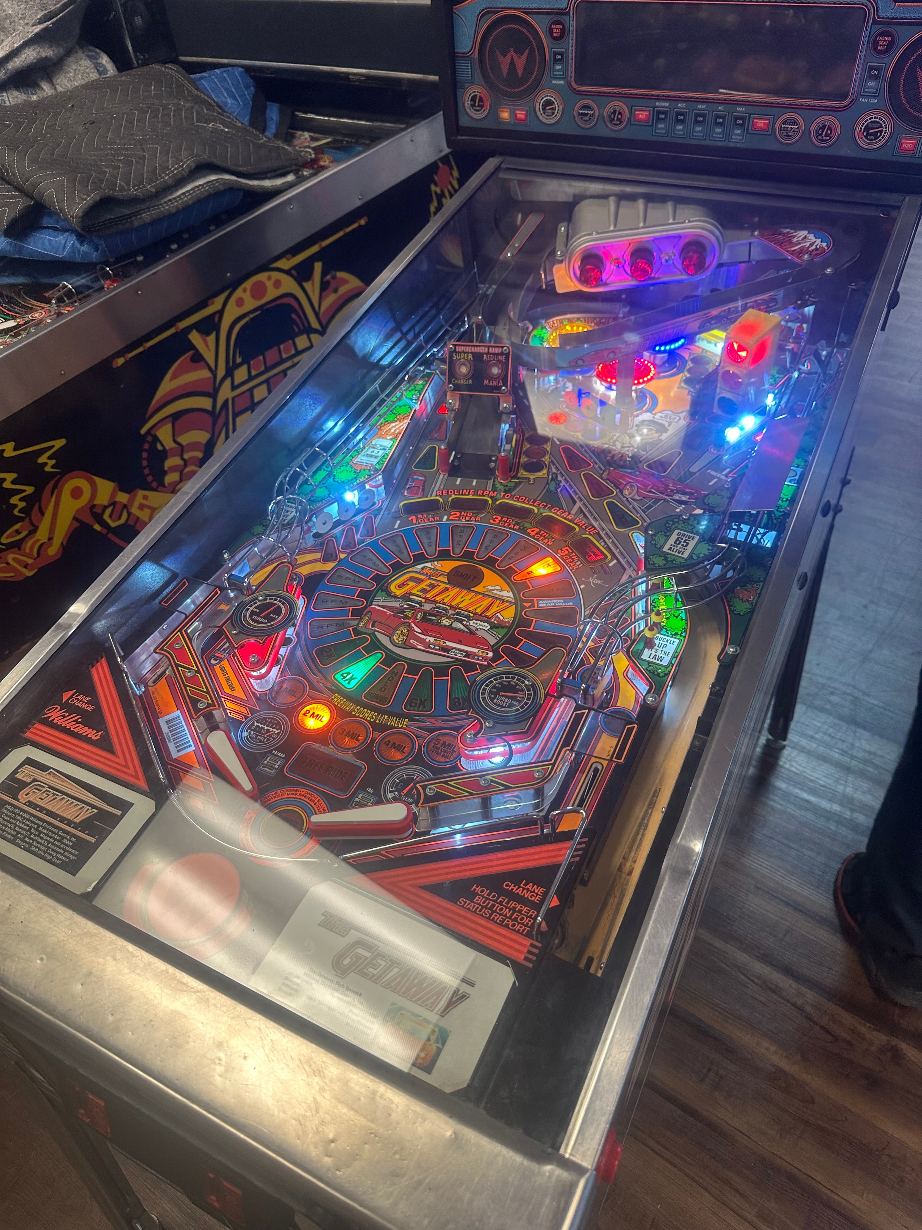 Williams The Getaway: High Speed II Pinball Machine