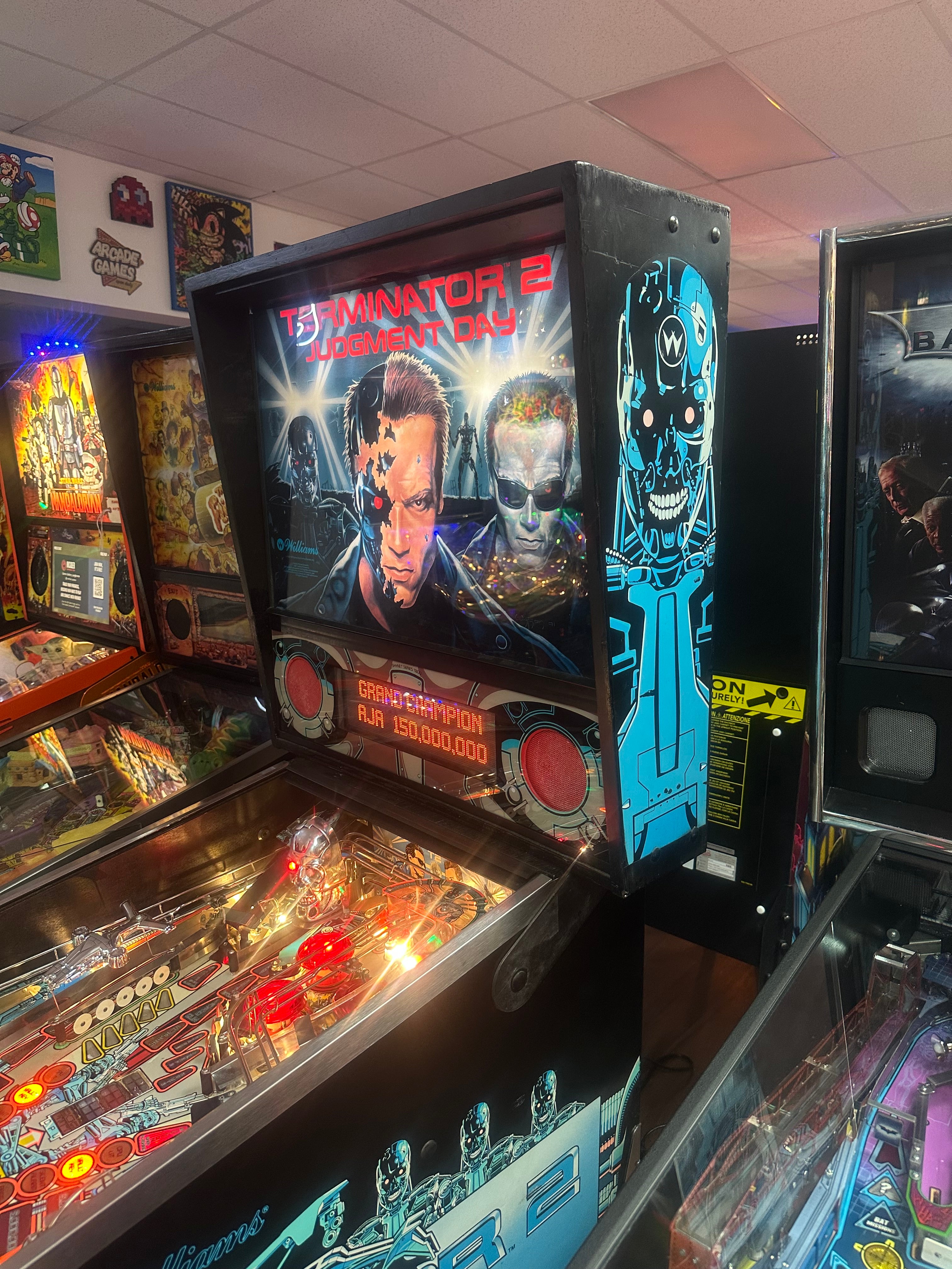 Williams Terminator 2: Judgement Day Pinball Machine