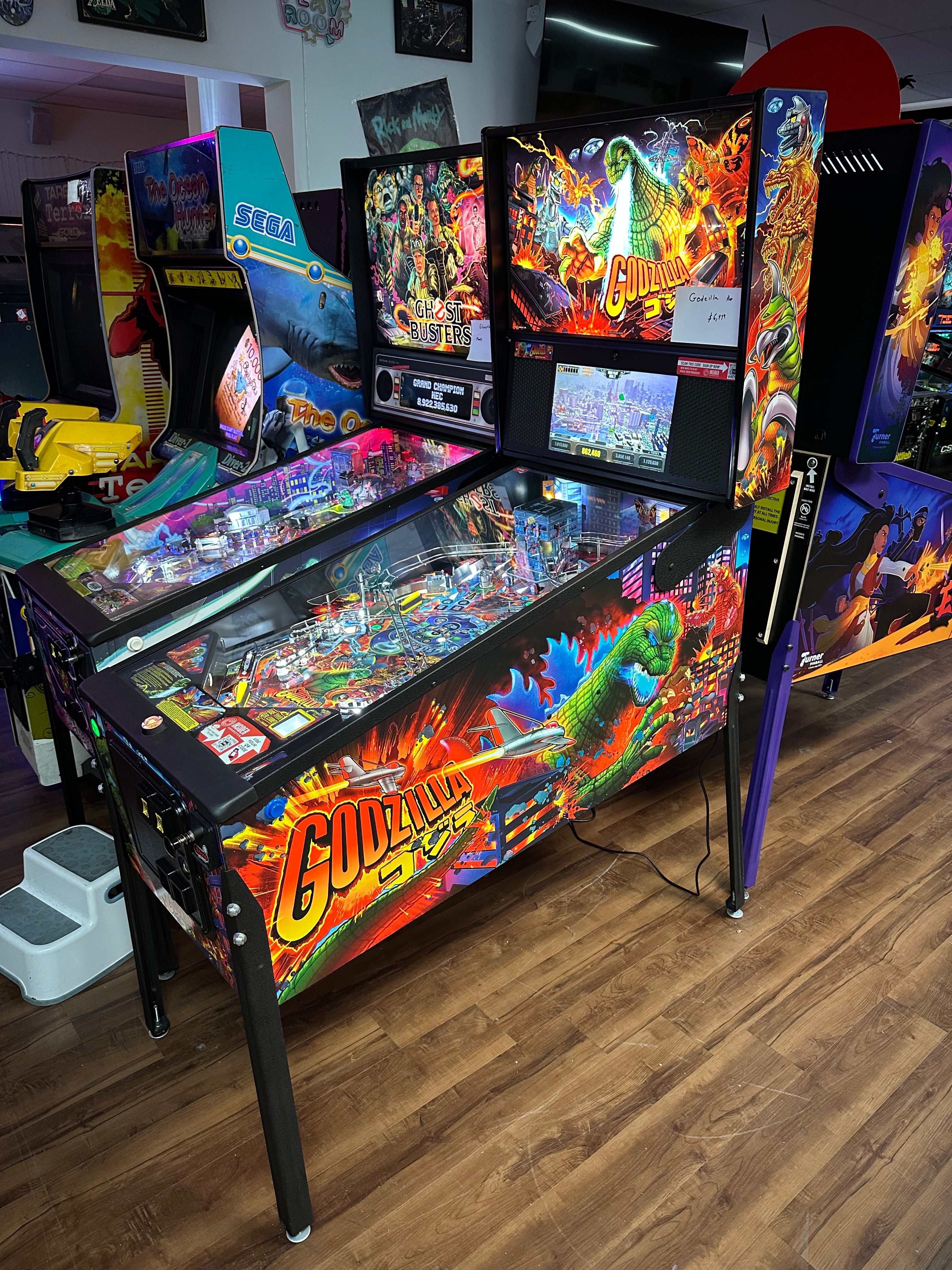Stern Pinball Godzilla Pro Pinball Machine