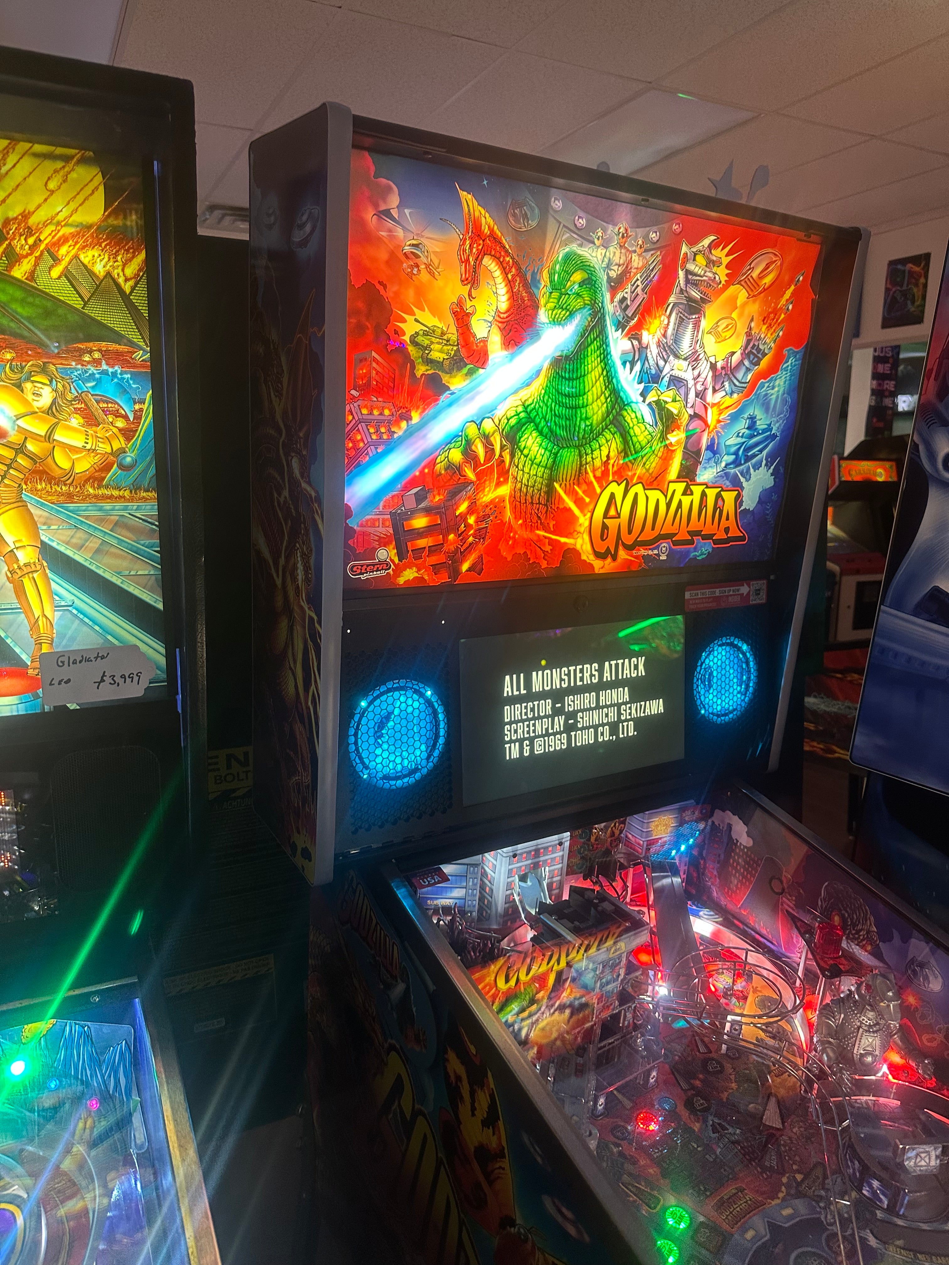 Stern Pinball LOADED Godzilla Premium Pinball Machine