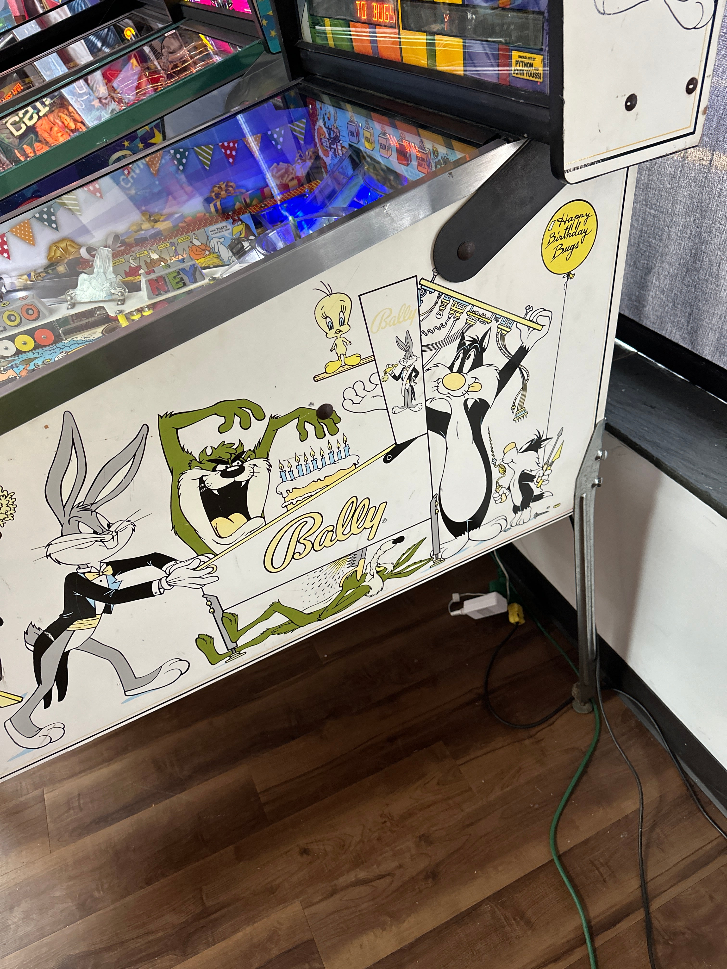 Bally Bugs Bunny's Birthday Ball Pinball Machine