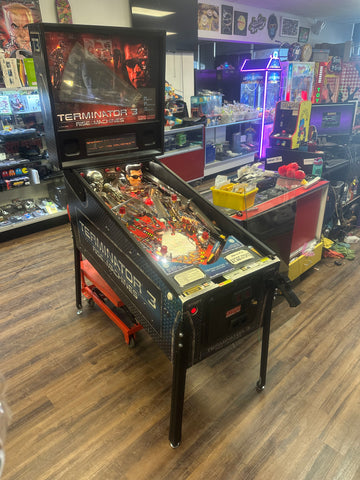 Image of Stern Pinball Terminator 3: Rise of the Machines Pinball Machine