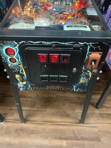 Image of SEGA Mary Shelley's Frankenstein Pinball Machine