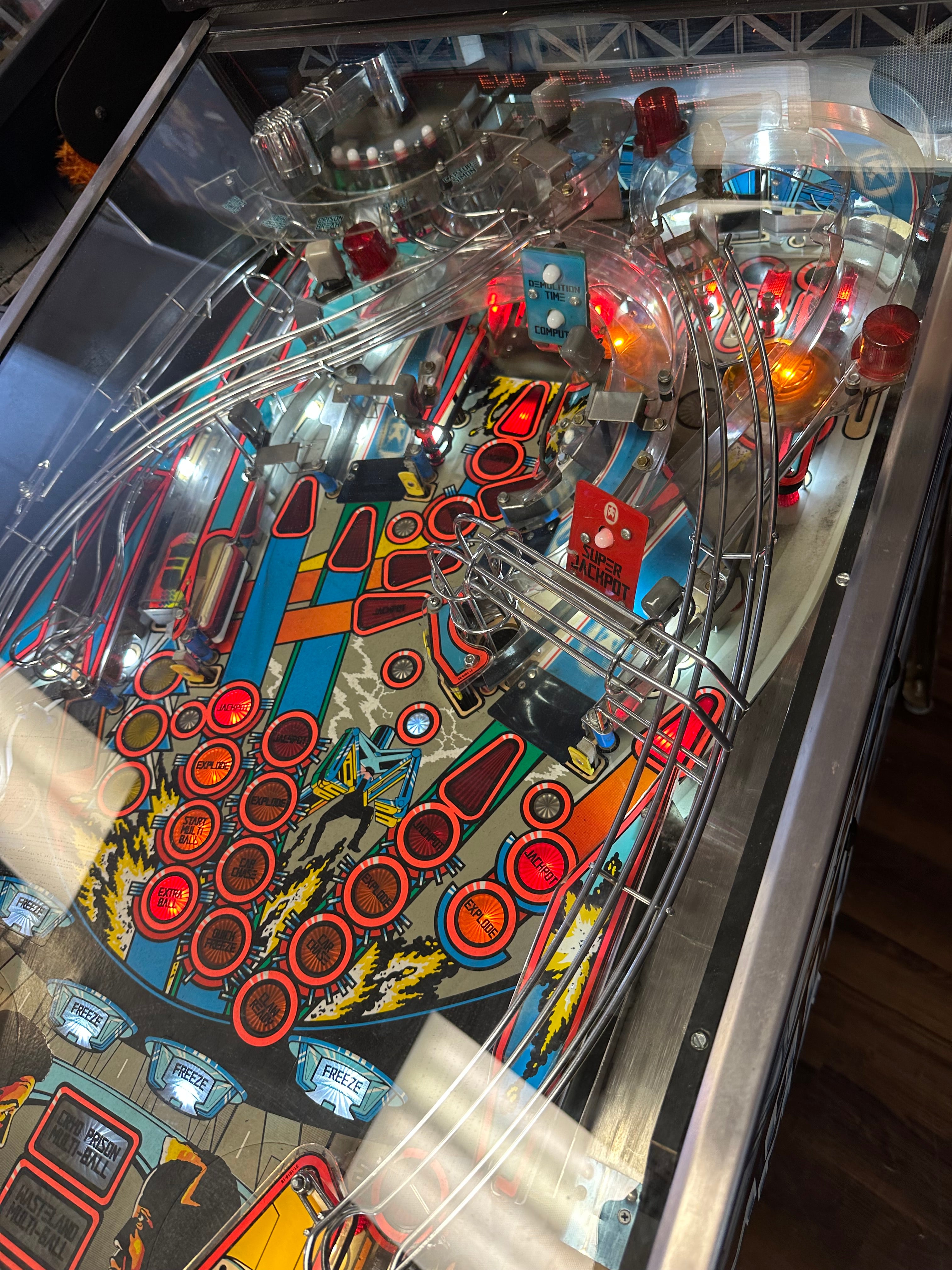 Williams Demolition Man Pinball Machine