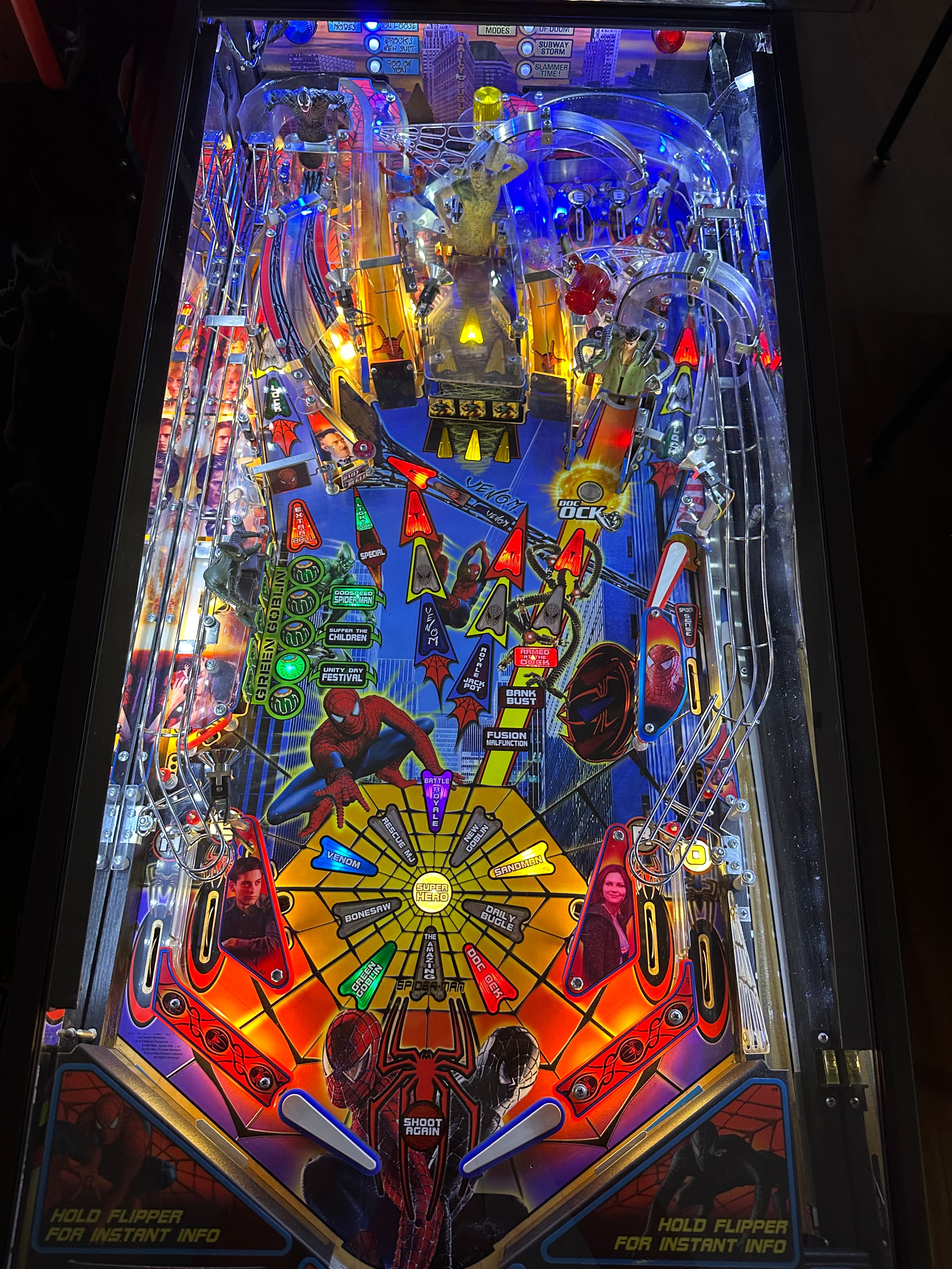 Stern Pinball LOADED Spider-Man Pinball Machine