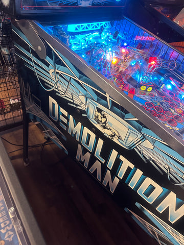 Image of Williams Demolition Man Pinball Machine