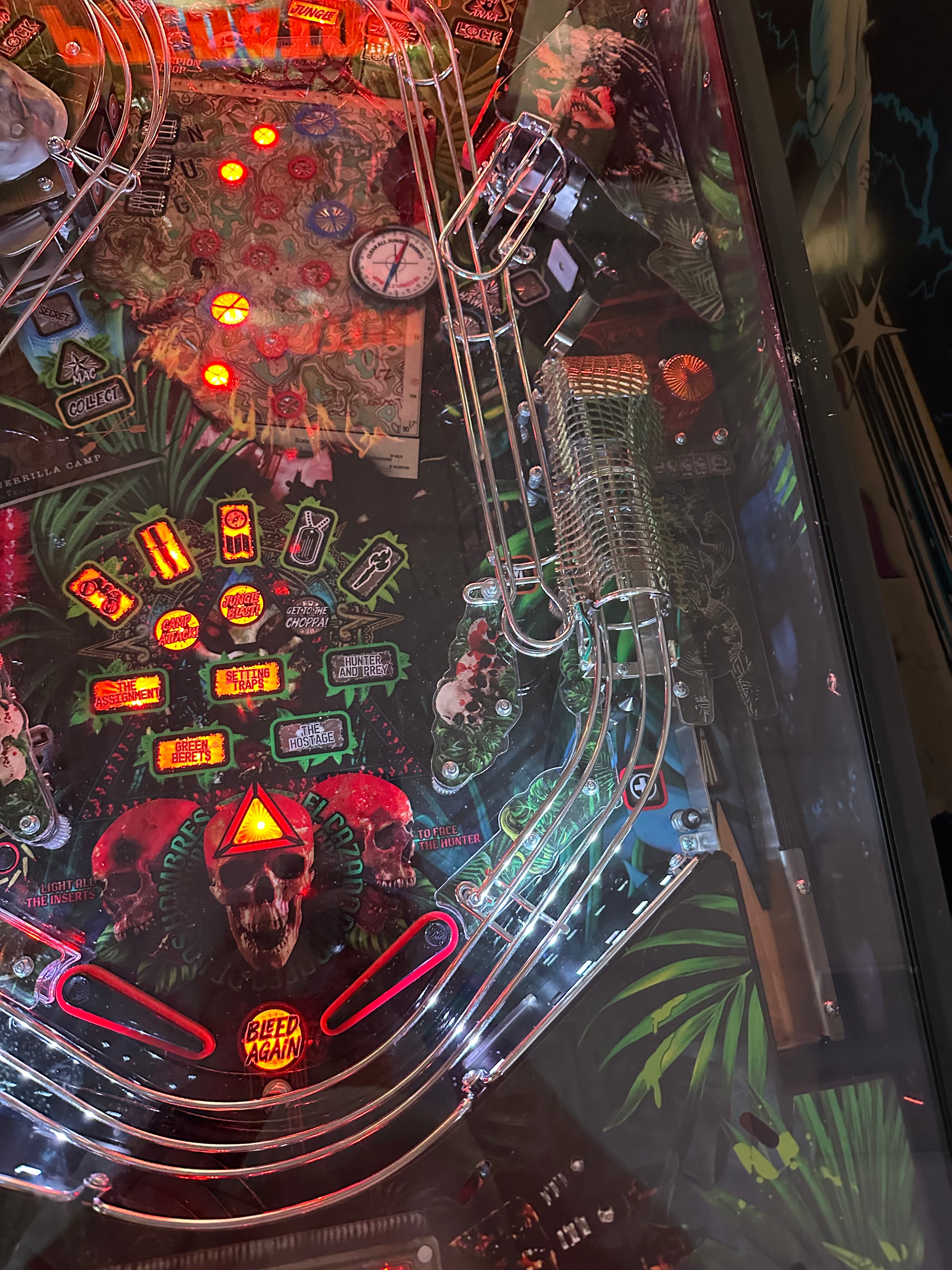 Pinball Brothers Predator Pinball Machine